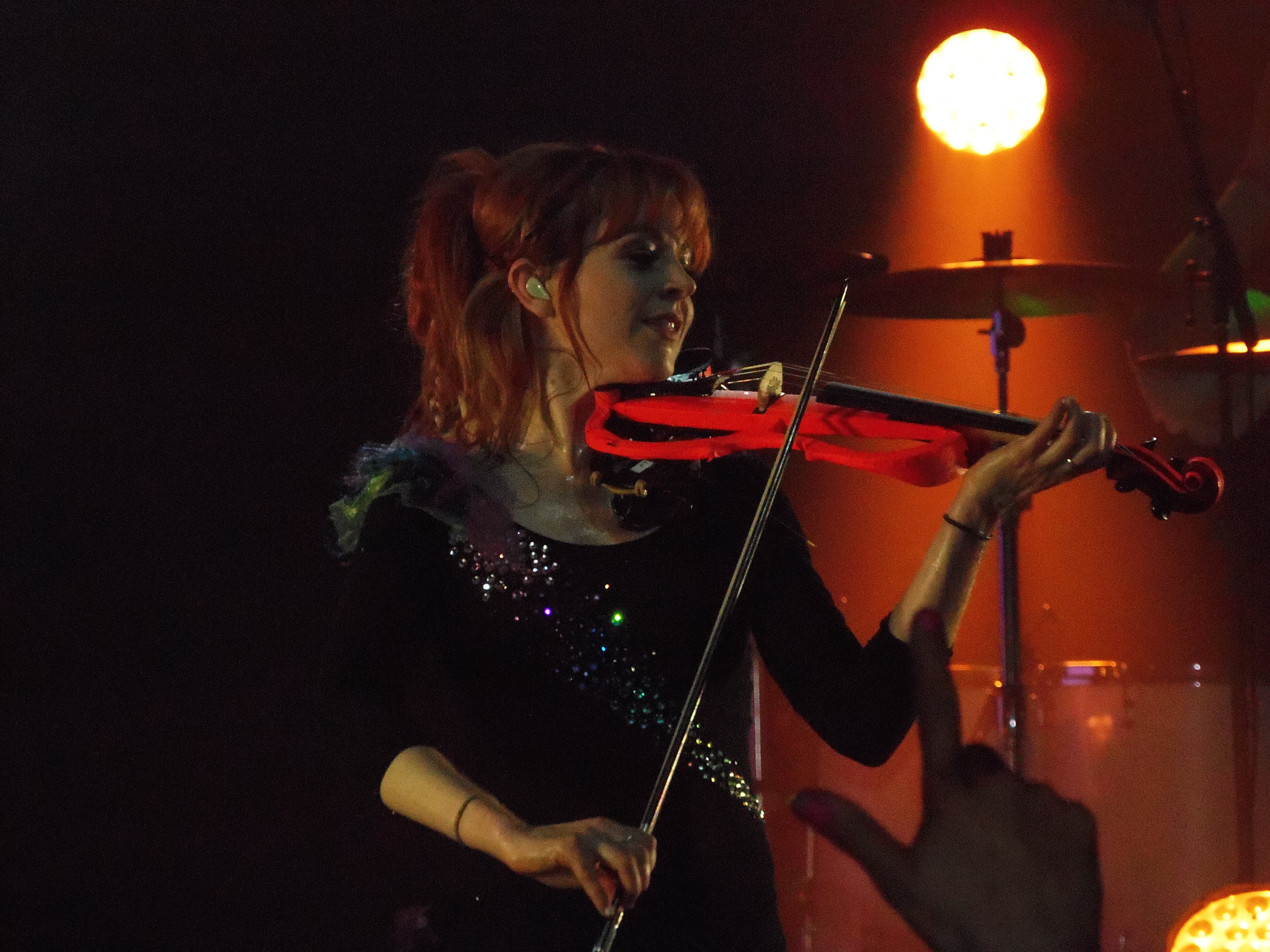 dancing, dubstep, stage - performance space, violinist, input device, live, show, entertainment, indoors, playing, musician, string instrument, dub step, HD Wallpaper
