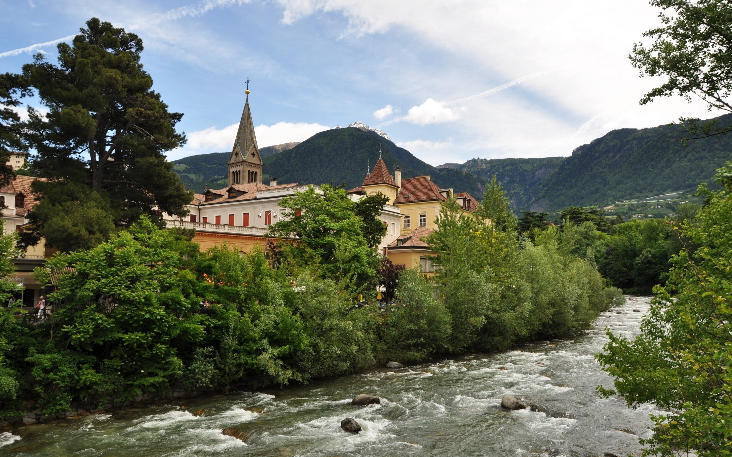nature, mountain, 2K, plant, growth, water, day, spirituality, built structure, place of worship, building exterior, belief, religion, green color, Italy, HD Wallpaper