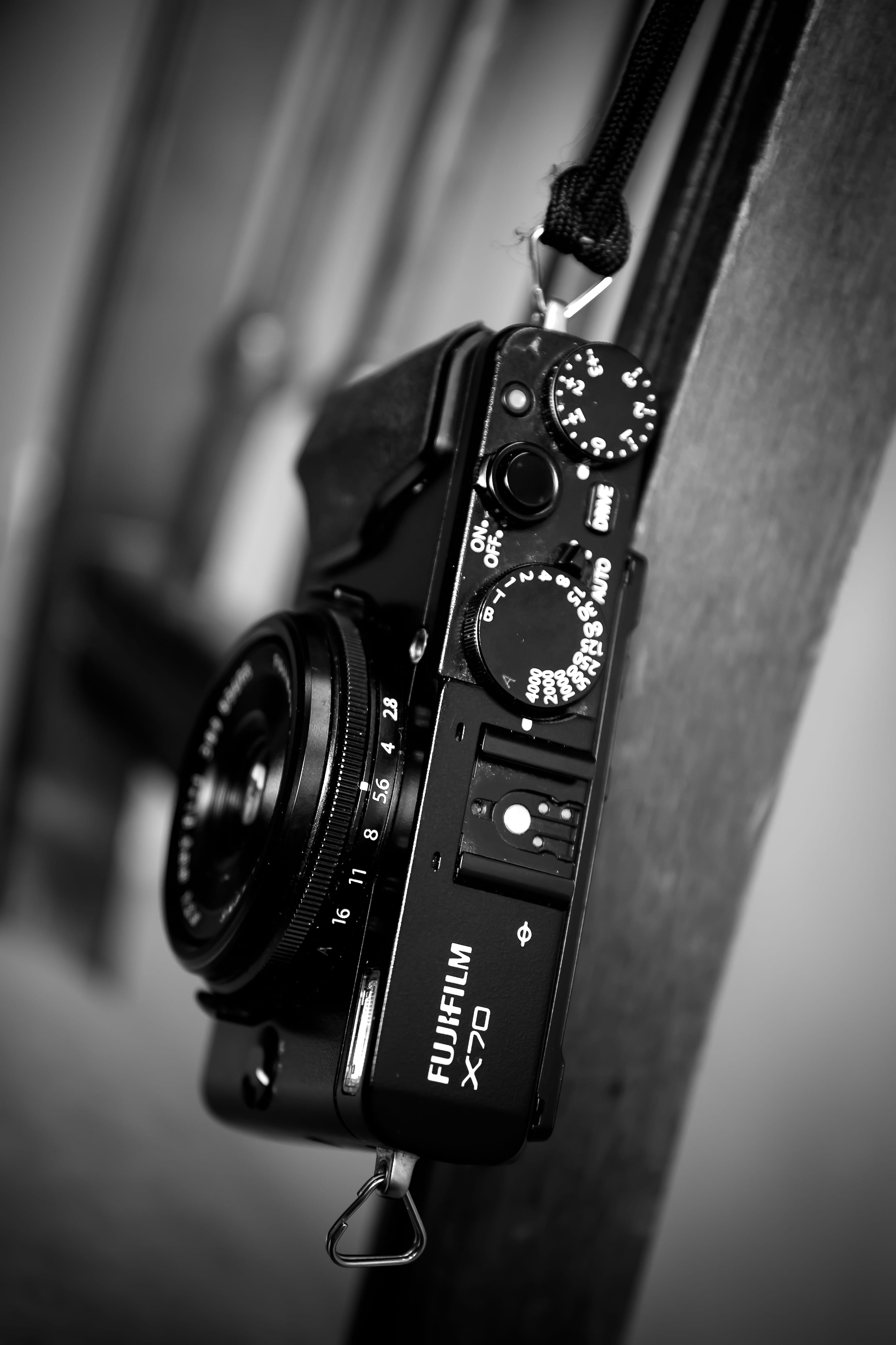 camera - photographic equipment, fiji x70, photography themes, selective focus, upper hutt, technology, text, lens - optical instrument, new zealand, retro styled, Phone HD Wallpaper