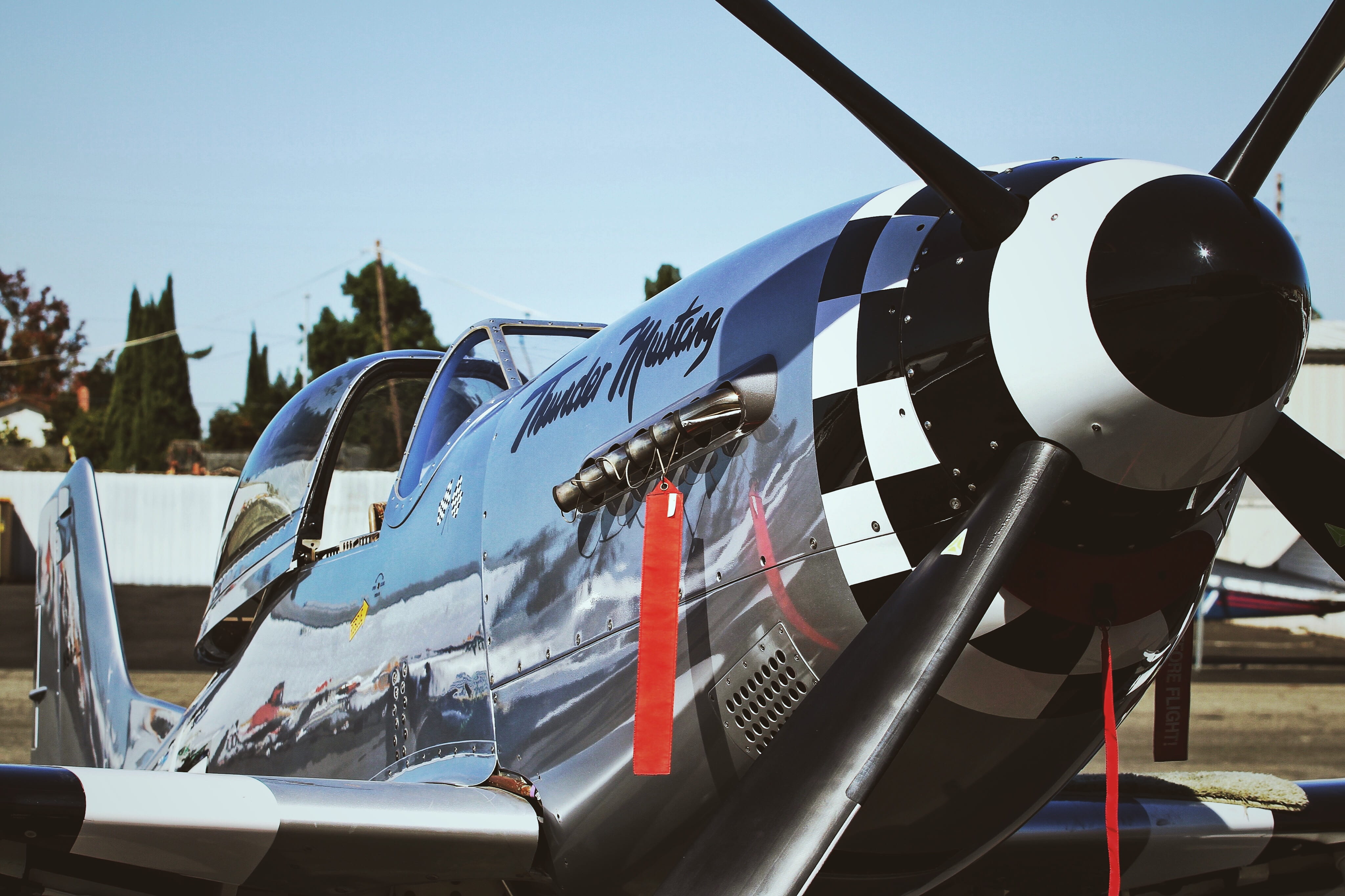 world war ii, land vehicle, sunlight, stationary, biplane, p51 mustang, air vehicle, transportation, white, plane, airplane, outdoors, sky, ii, reid hillview, HD Wallpaper