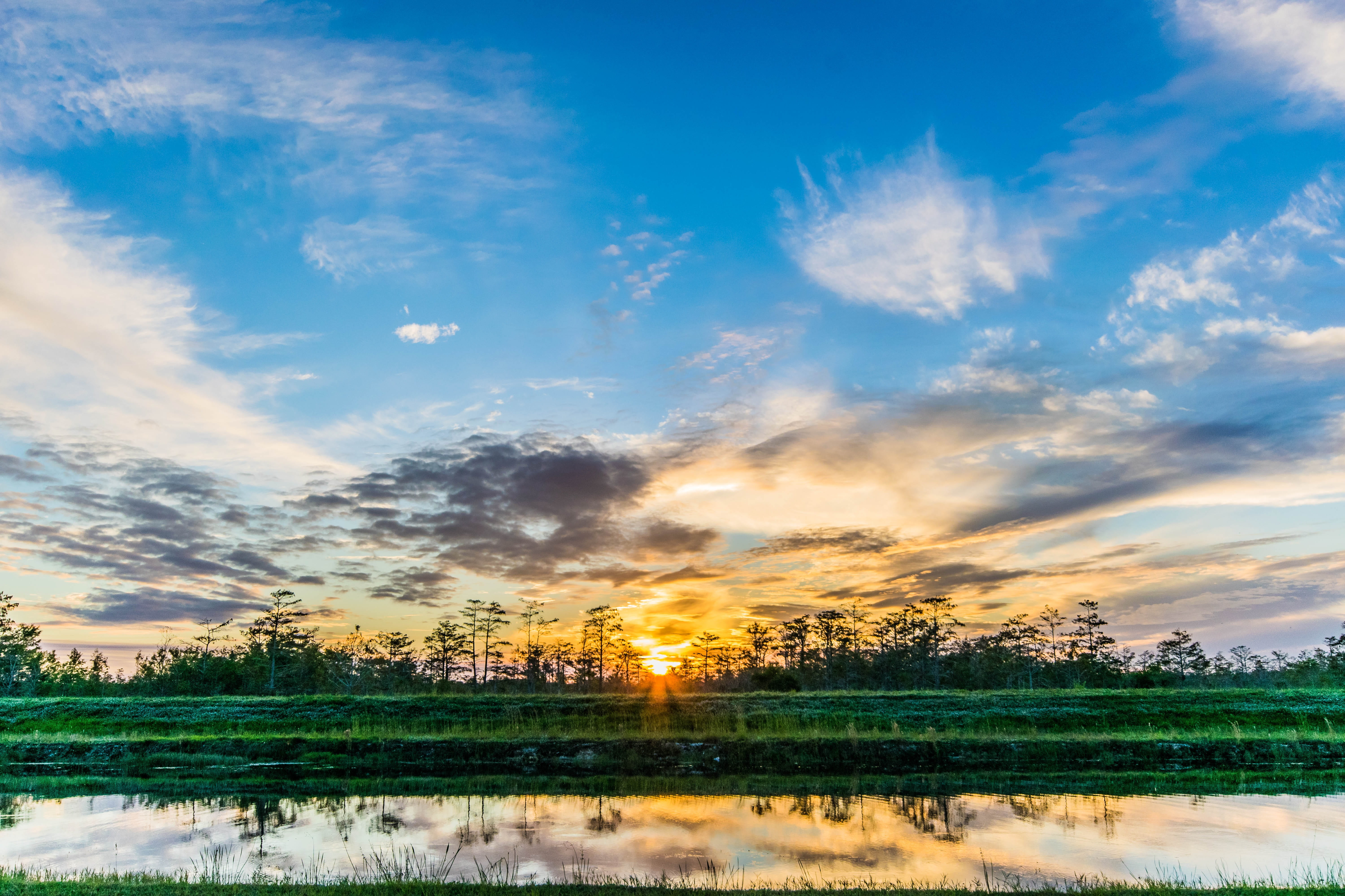 sunset, 5K, sundown, tranquility, everglades, beauty in nature, no people, cloud - sky, landscape, sky, plant, lake, swamp, grass, environment, reflection, HD Wallpaper