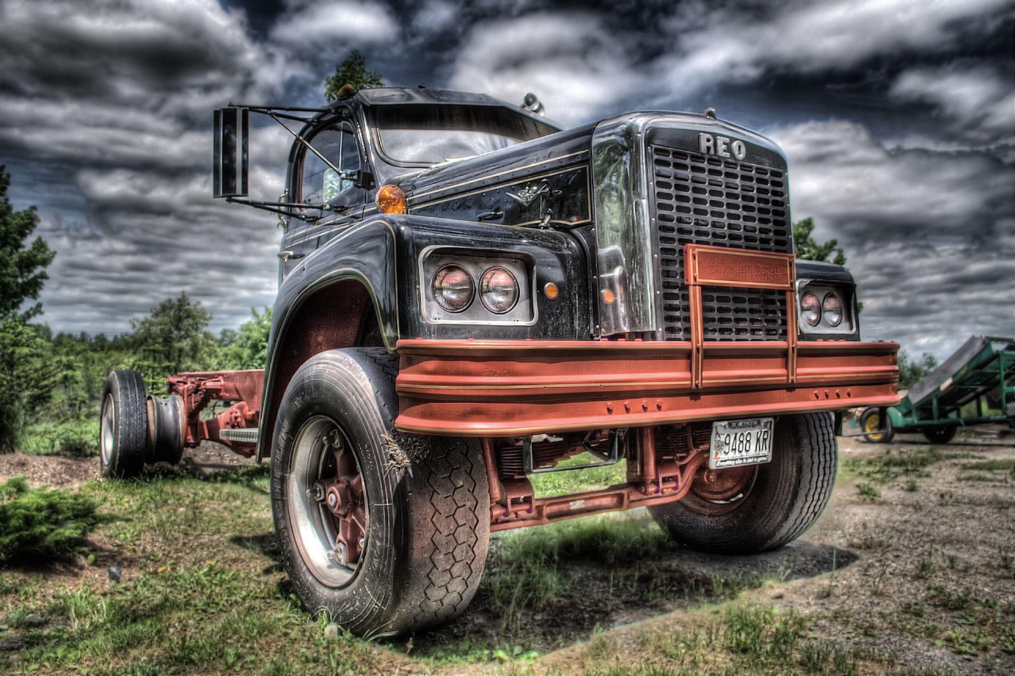 grass, cars, black, 1080P, dark skies, old, truck, HD Wallpaper