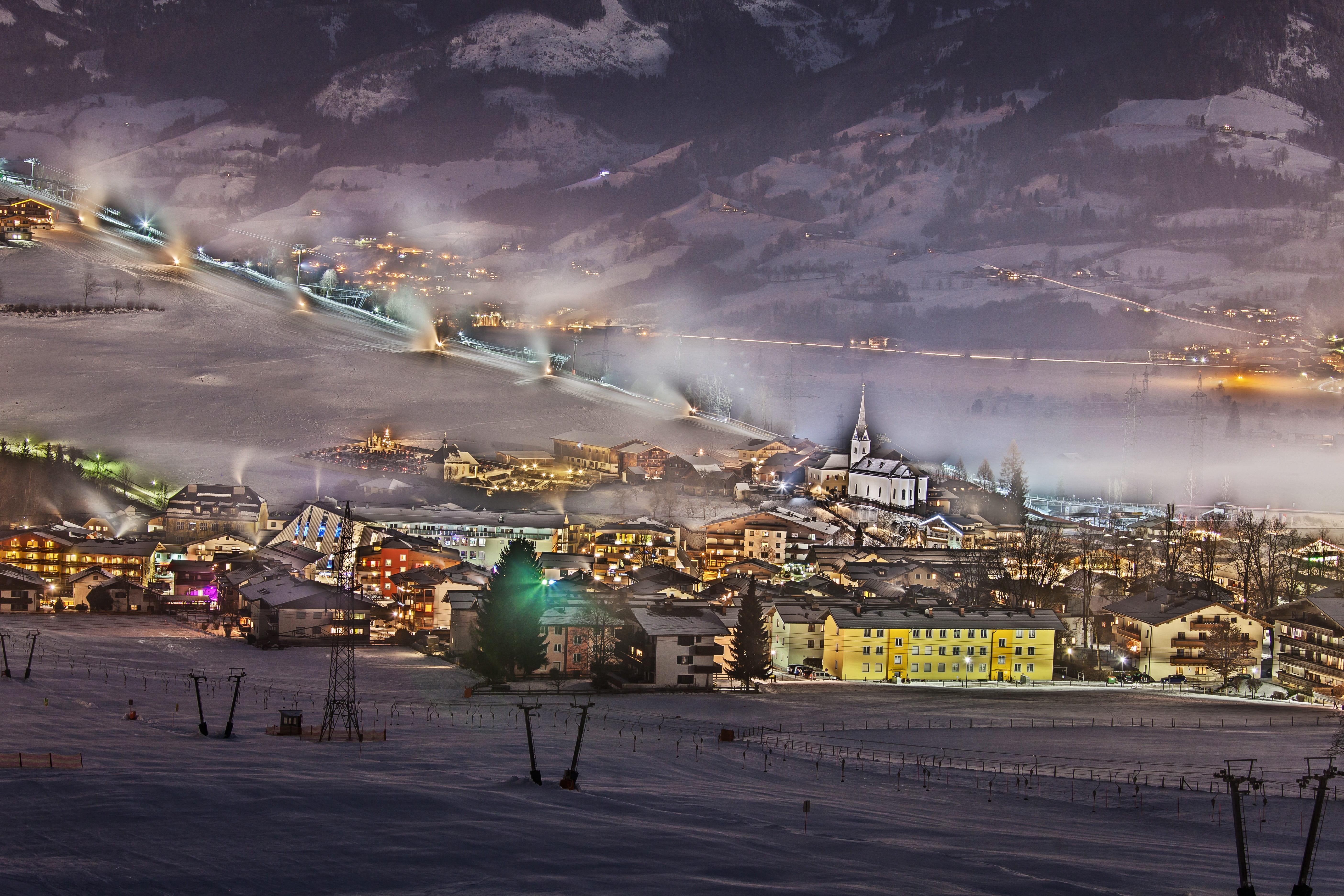 architecture, mountains, kaprun, transportation, austria, dri, crowd, incidental people, building exterior, travel destinations, snow, long exposure, mountain, HD Wallpaper