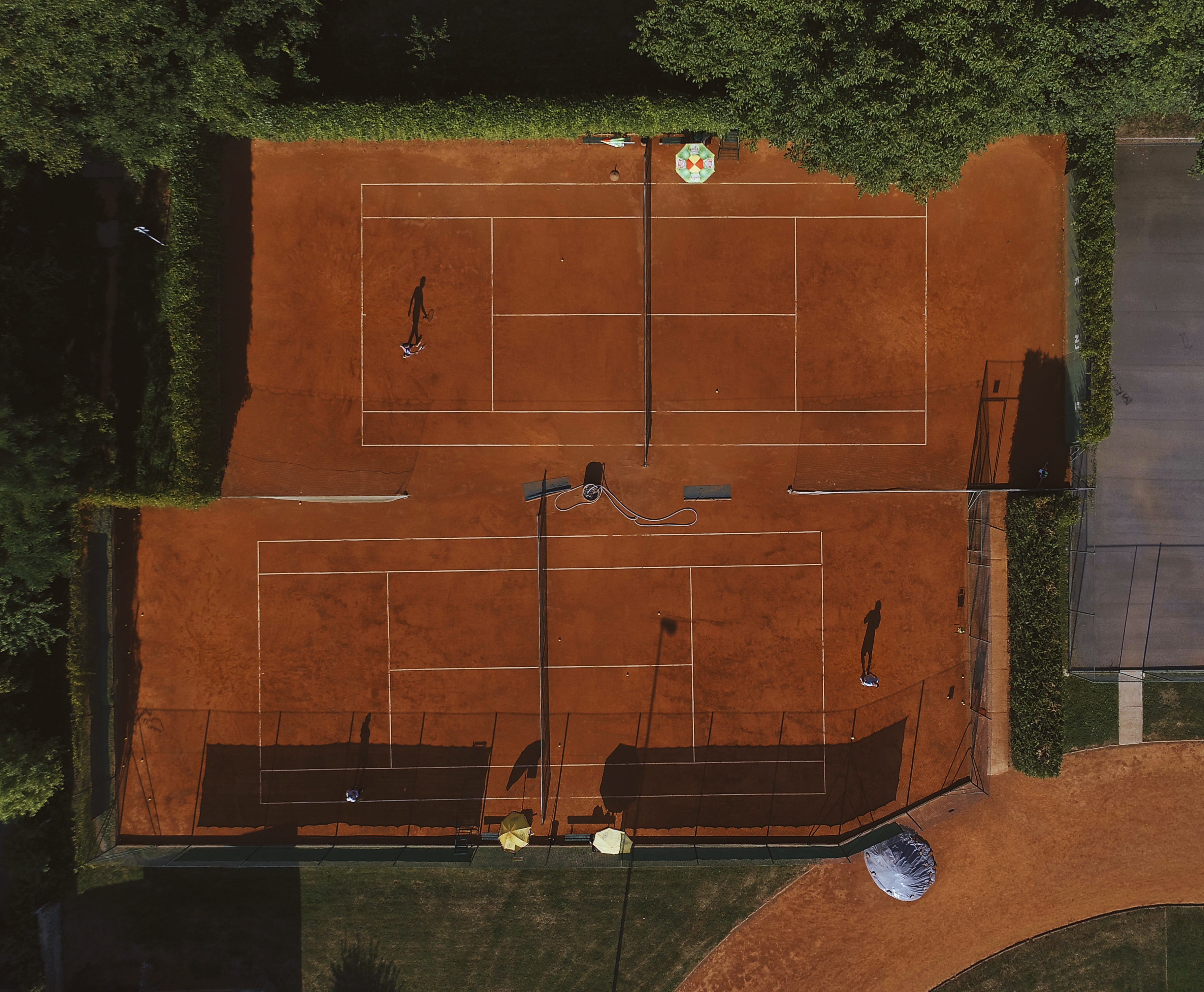 no people, architecture, mode of transportation, wood - material, birdseye, 2K, car, top down, tree, tennis, front or back yard, sunlight, phantom 4 pro, HD Wallpaper