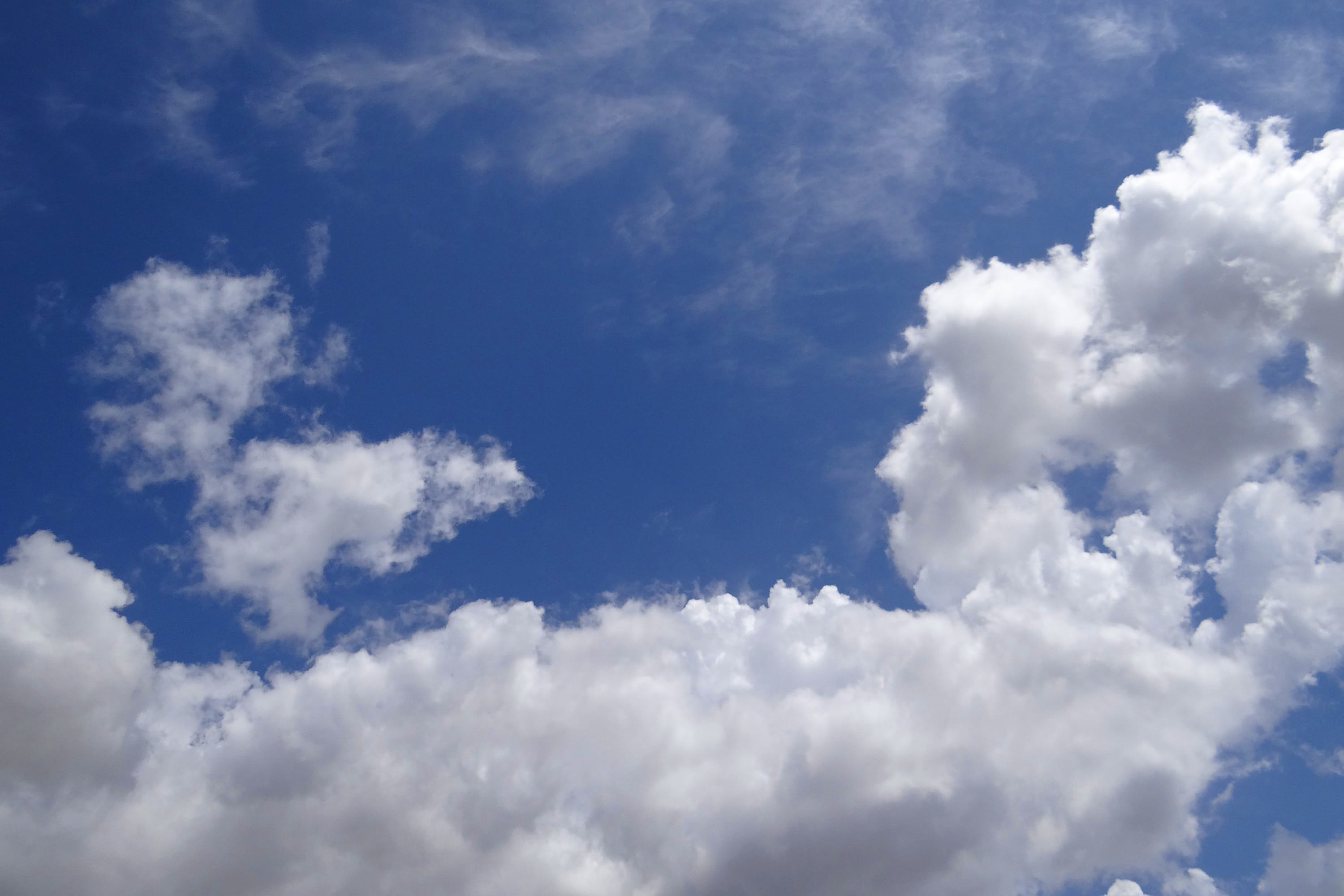 climate, day, Stratocumulus, overcast, bright, blue, 2K, no people, environment, cloudscape, scenics - nature, atmosphere, meteorology, softness, wind, HD Wallpaper