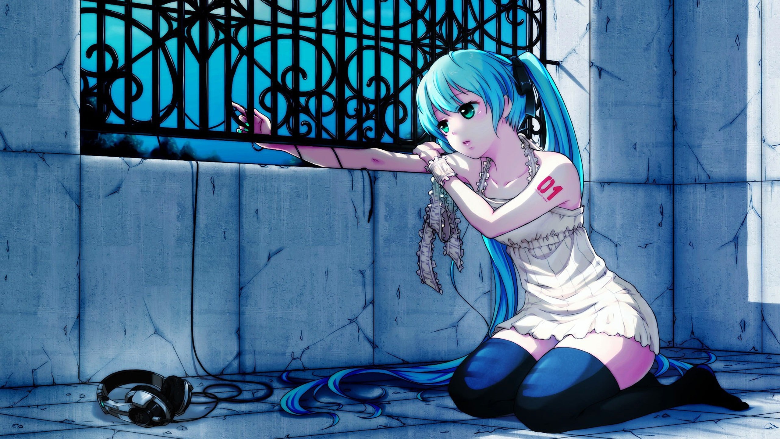 hatsune, 2K, highs, dress, thigh, girls, vocaloid, hot, twintails, art, anime, headphones, x, miku, hd, HD Wallpaper