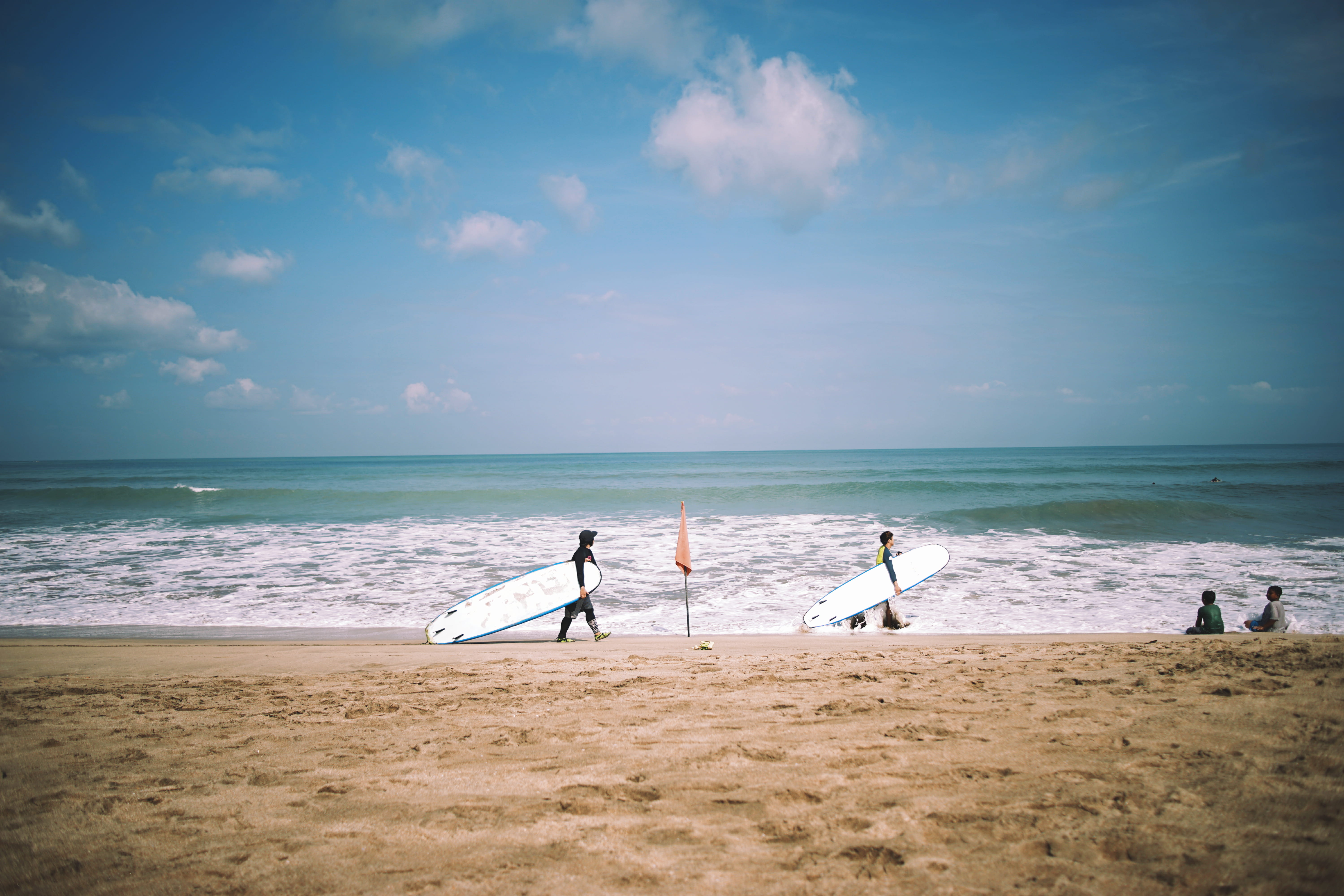 indonesia, outdoors, 5K, cloud - sky, beauty in nature, land, beach, leisure activity, water, horizon, day, men, real people, kuta, motion, scenics - nature, HD Wallpaper