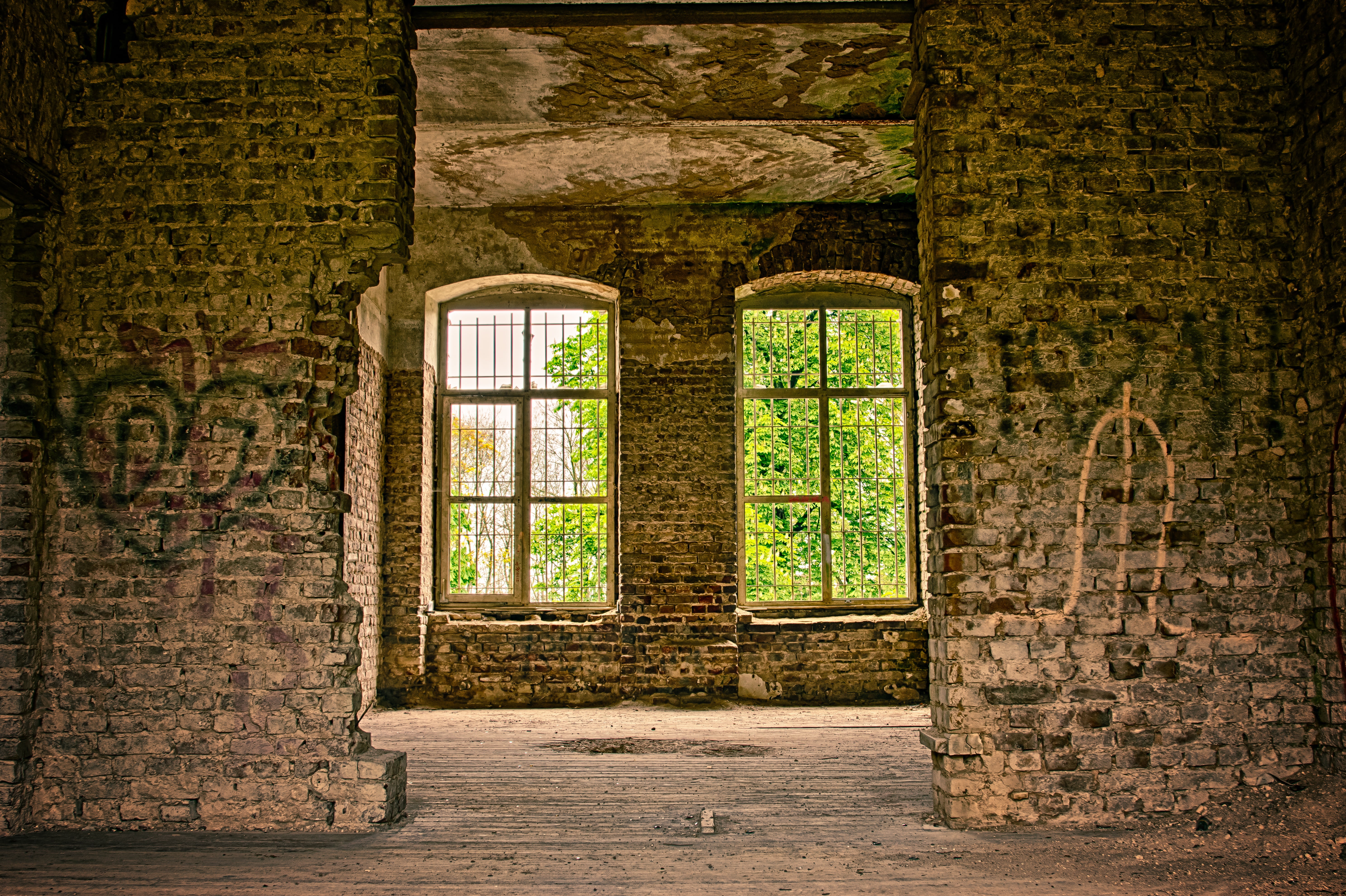 window, history, rotting, the past, brick wall, brick, outdoors, lost places, entrance, ruin, ruined, pillars, glass, old building, leave, old, door, day, HD Wallpaper