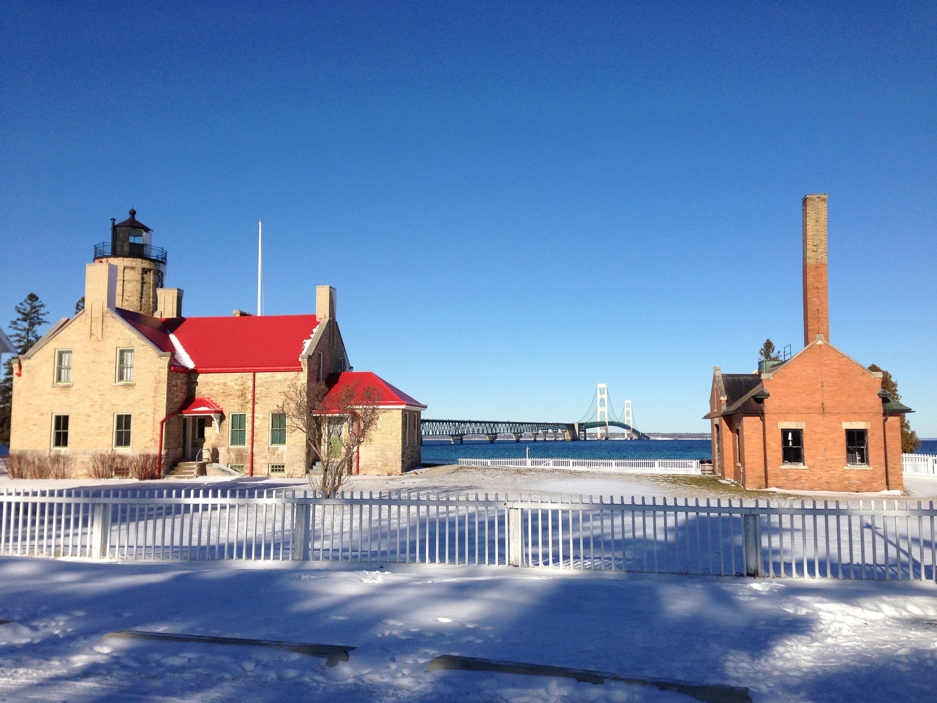 outdoors, cold temperature, Mackinac City, house, nature, water, Mackinac Bridge, clear sky, frozen, built structure, bridge, winter, blue, old mackinac point lighthouse, HD Wallpaper