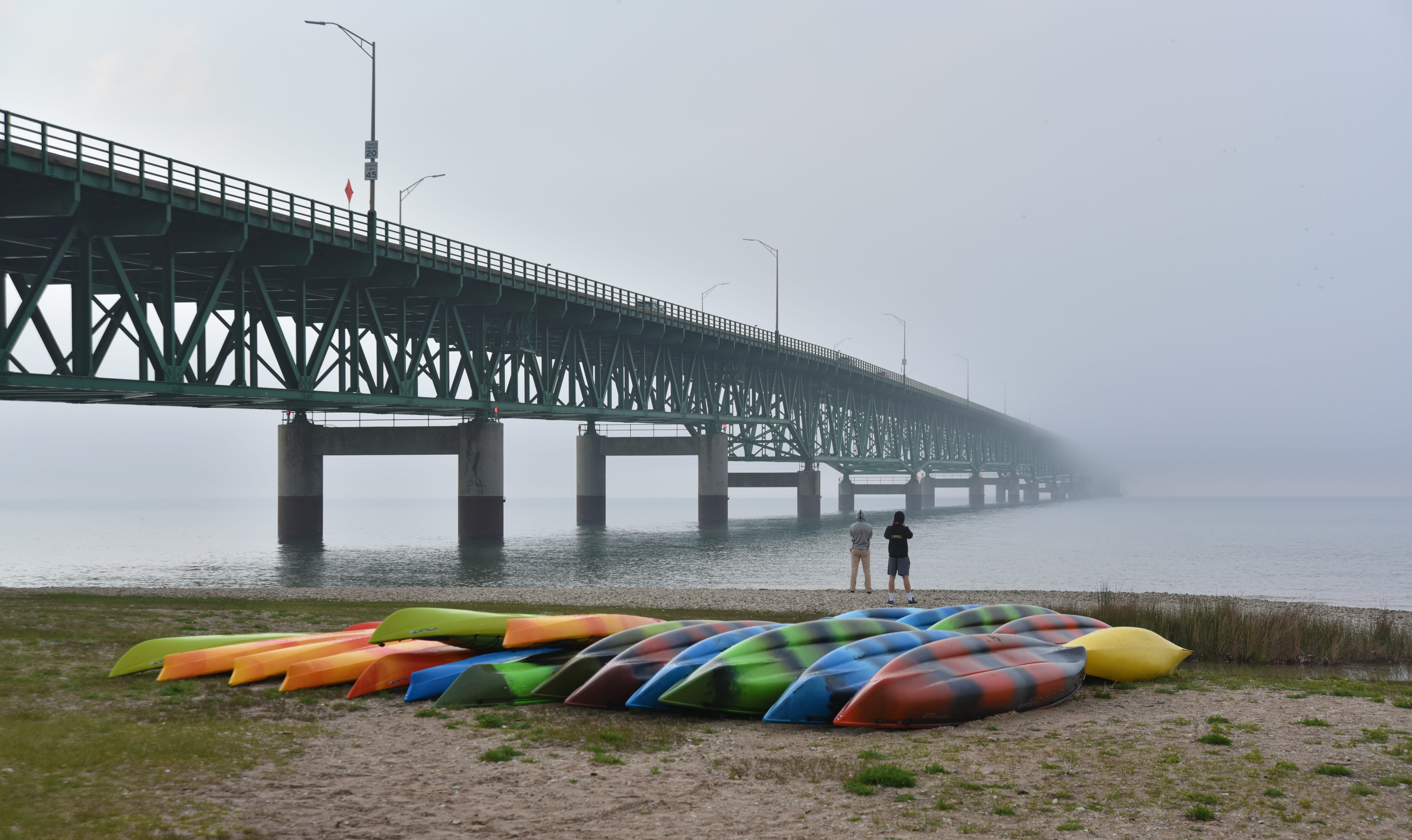 real people, fog, transportation, mackinaw city, nature, architectural column, connection, sea, outdoors, united states, mackinac bridge, built structure, HD Wallpaper