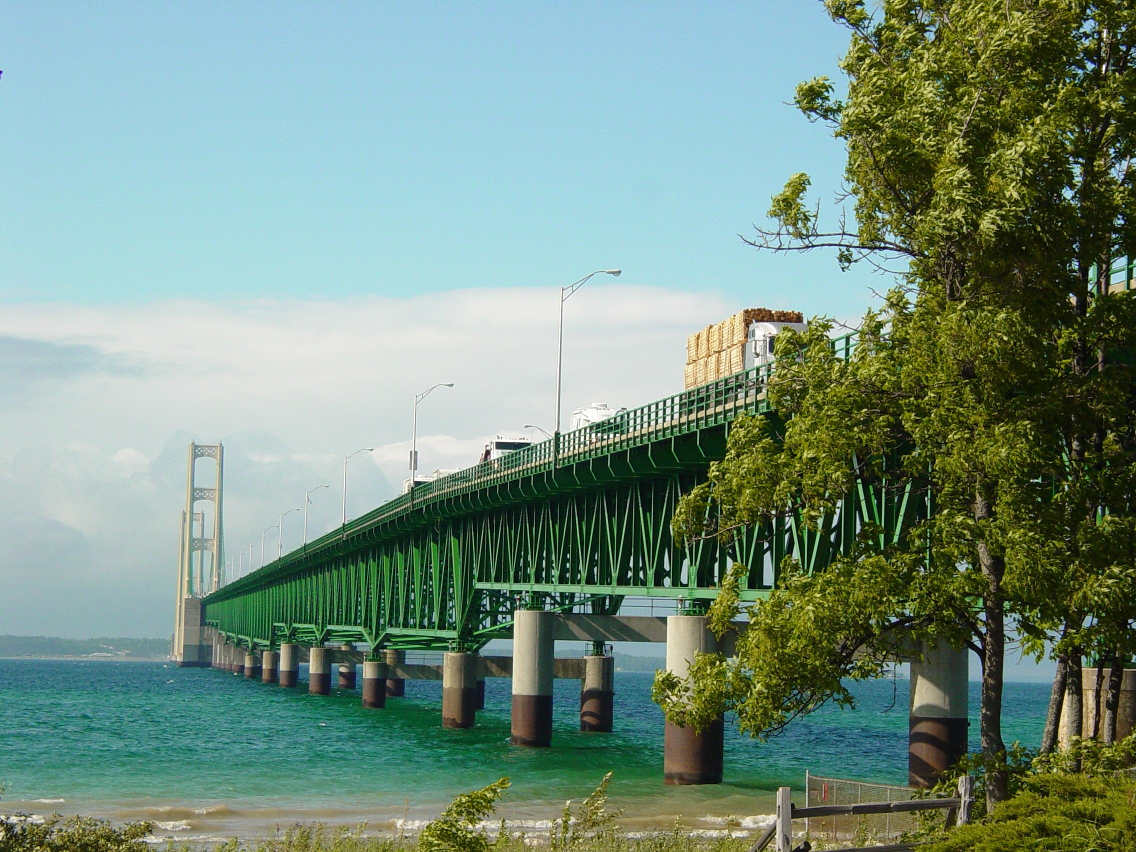 mackinaw city, built structure, architectural column, sea, lake, transportation, beach, tree, bridge - man made structure, no people, connection, architecture, HD Wallpaper