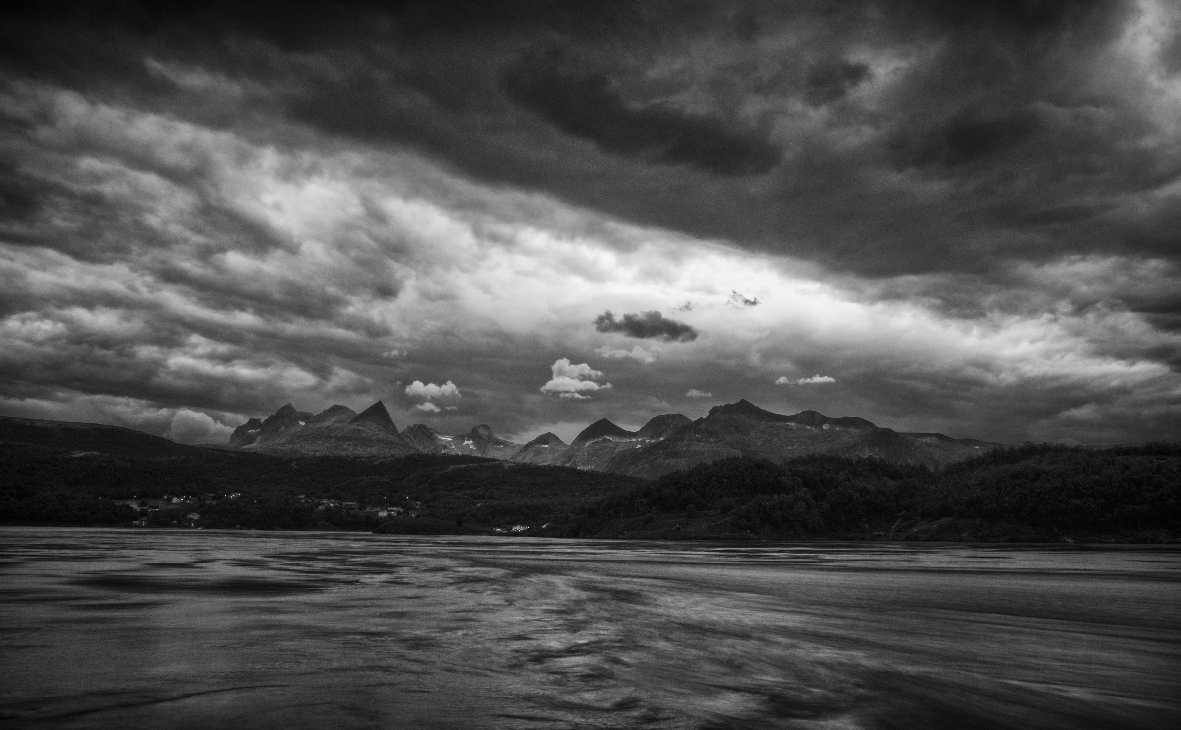 stormy, bodokommune, efex, rainclouds, sigma, environment, beauty in nature, Clouds, no people, landscape, saltstraumen, overcast, Norway, Rain, Silver, HD Wallpaper
