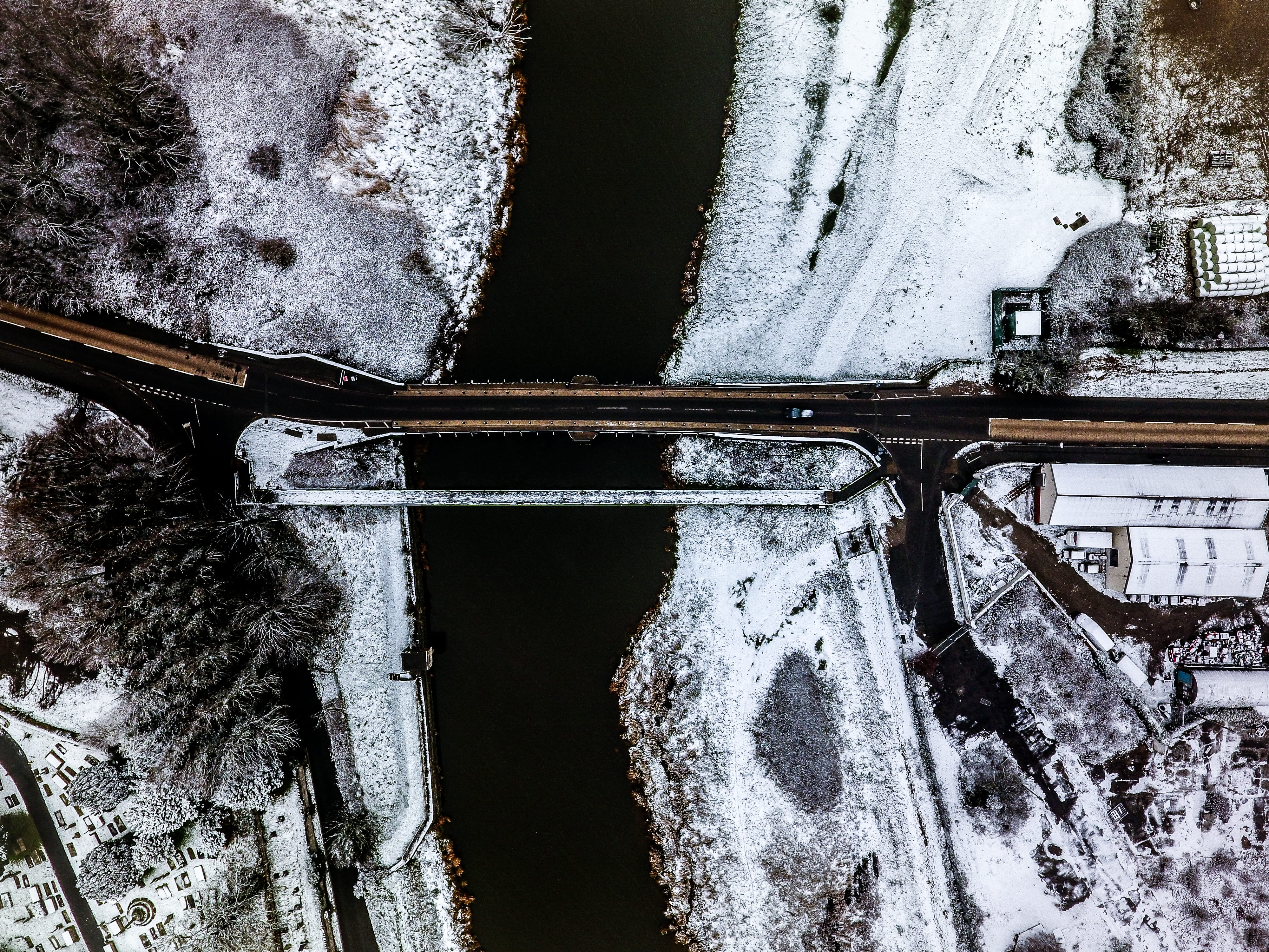 transportation, street, 4K, traffic, rhuddlan, ice, looking down, outdoors, area, city, north wale, cold, nature, lake, weather, view, shore, no People, HD Wallpaper
