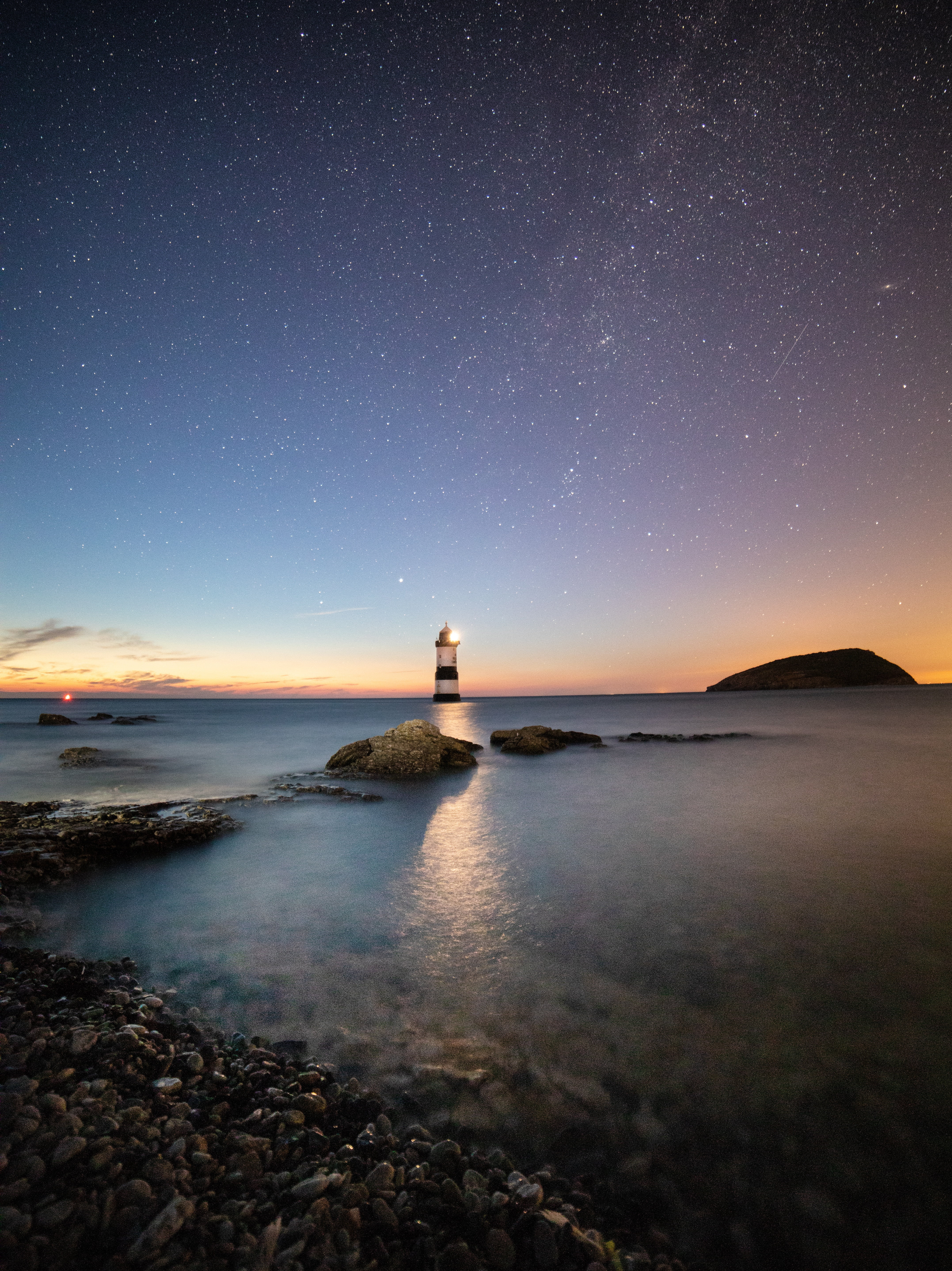 building, land, starry sky, lighthouse, astronomy, night, building exterior, black, guidance, water, star - space, no people, scenics - nature, built structure, Phone HD Wallpaper