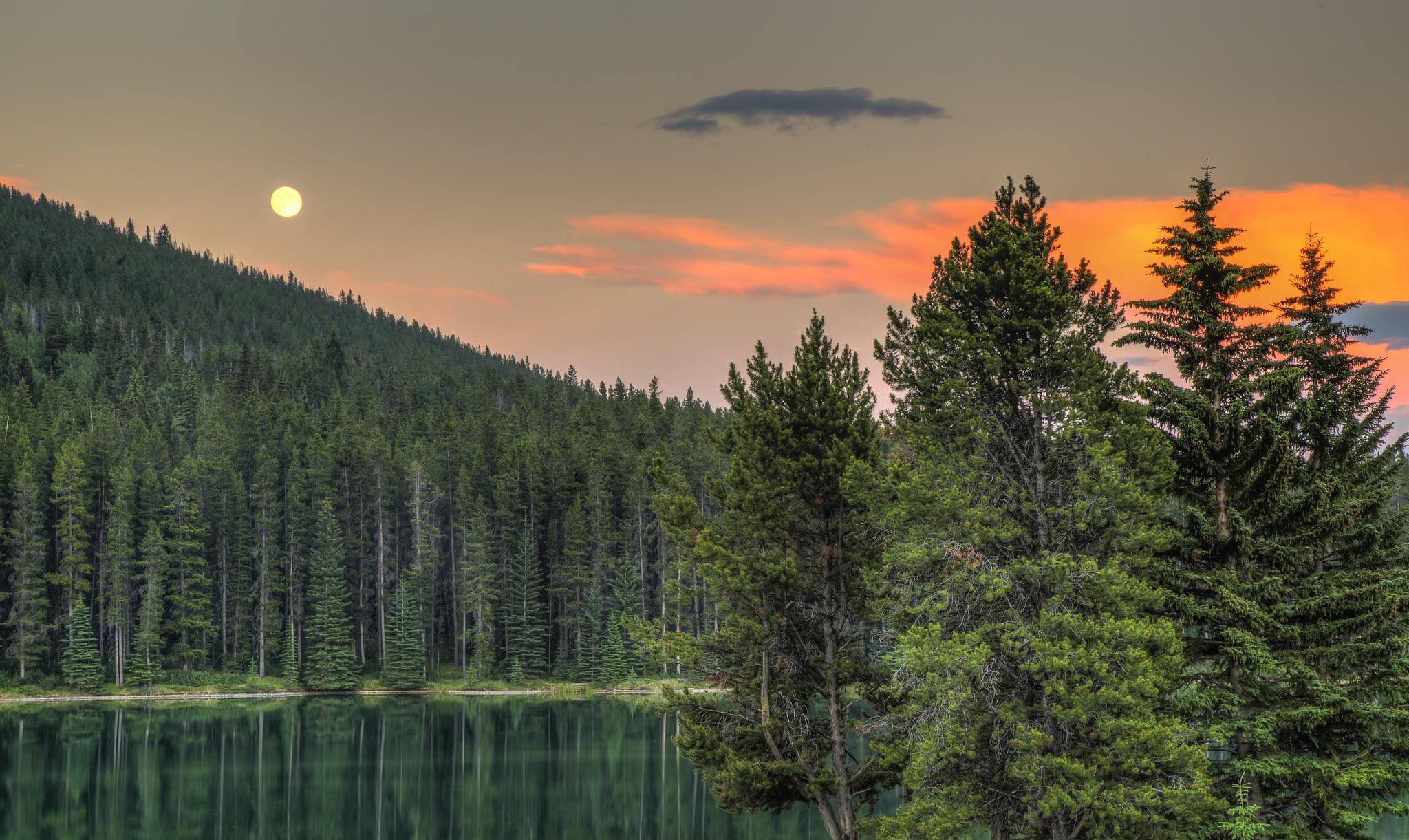 Banff, sunset, Albert, sky, cloud - sky, green, idyllic, Canada, tree, green color, no people, water, beauty in nature, Banff National Park, trees, pine, HD Wallpaper
