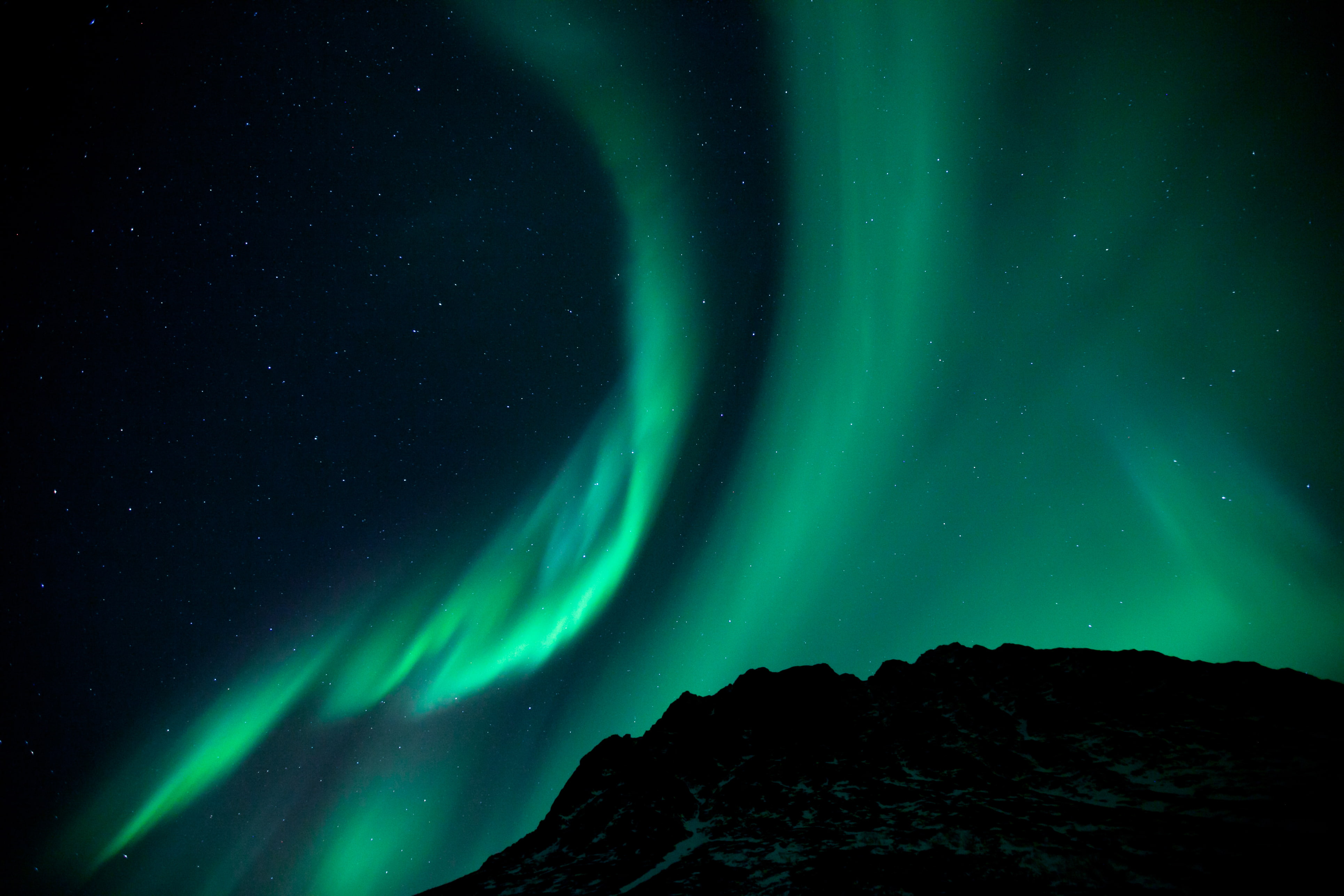 4K, mountain, night, polar lights, stars, HD Wallpaper