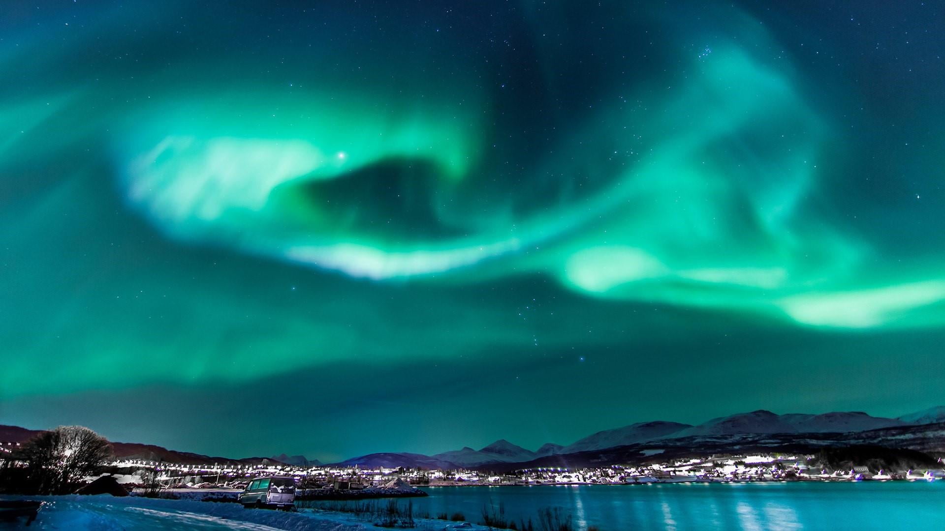 atmosphere, cloud - sky, polar lights, norway, sky, snow, aurora polaris, tranquility, northern lights, 1080P, scenics - nature, no people, mountain range, HD Wallpaper
