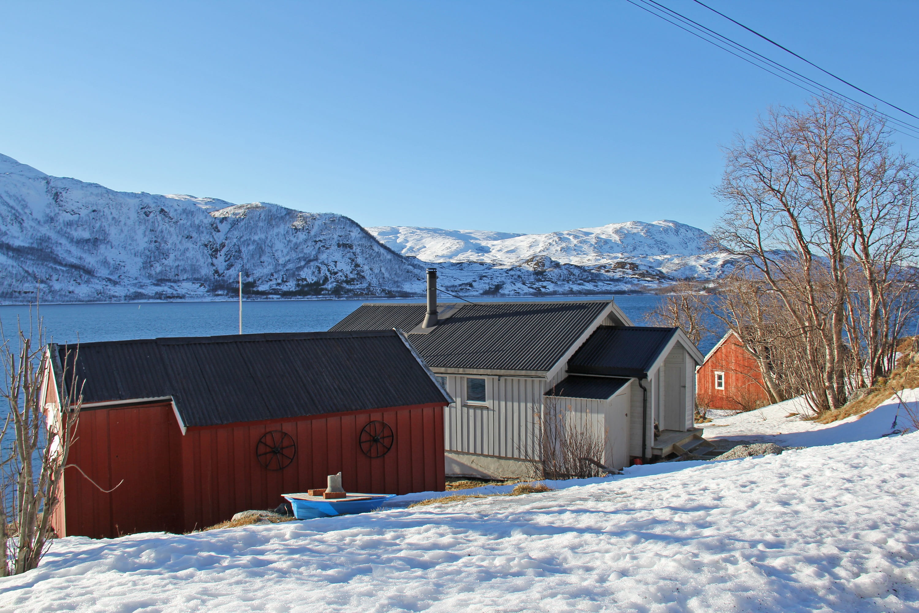 built structure, frozen, beauty in nature, sea, mountain range, kvaløysletta, norway, sky, 2K, house, scandinavia, scenics - nature, sunlight, landscape, HD Wallpaper