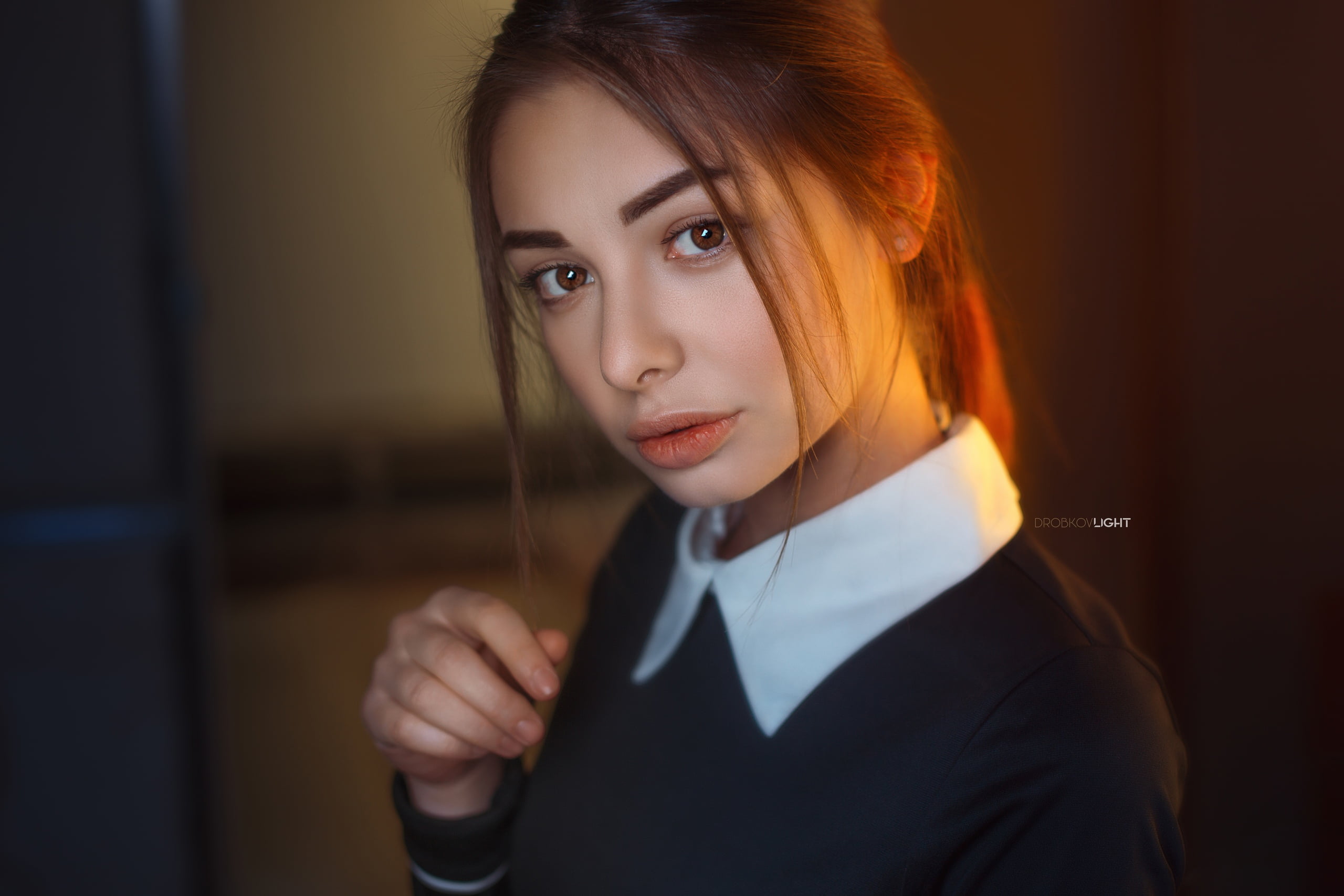 earring, model, ponytail, looking at viewer, face, indoors, 2K, Sue Tikhonova, brown eyes, depth of field, women, brunette, Alexander Drobkov, women indoors, HD Wallpaper