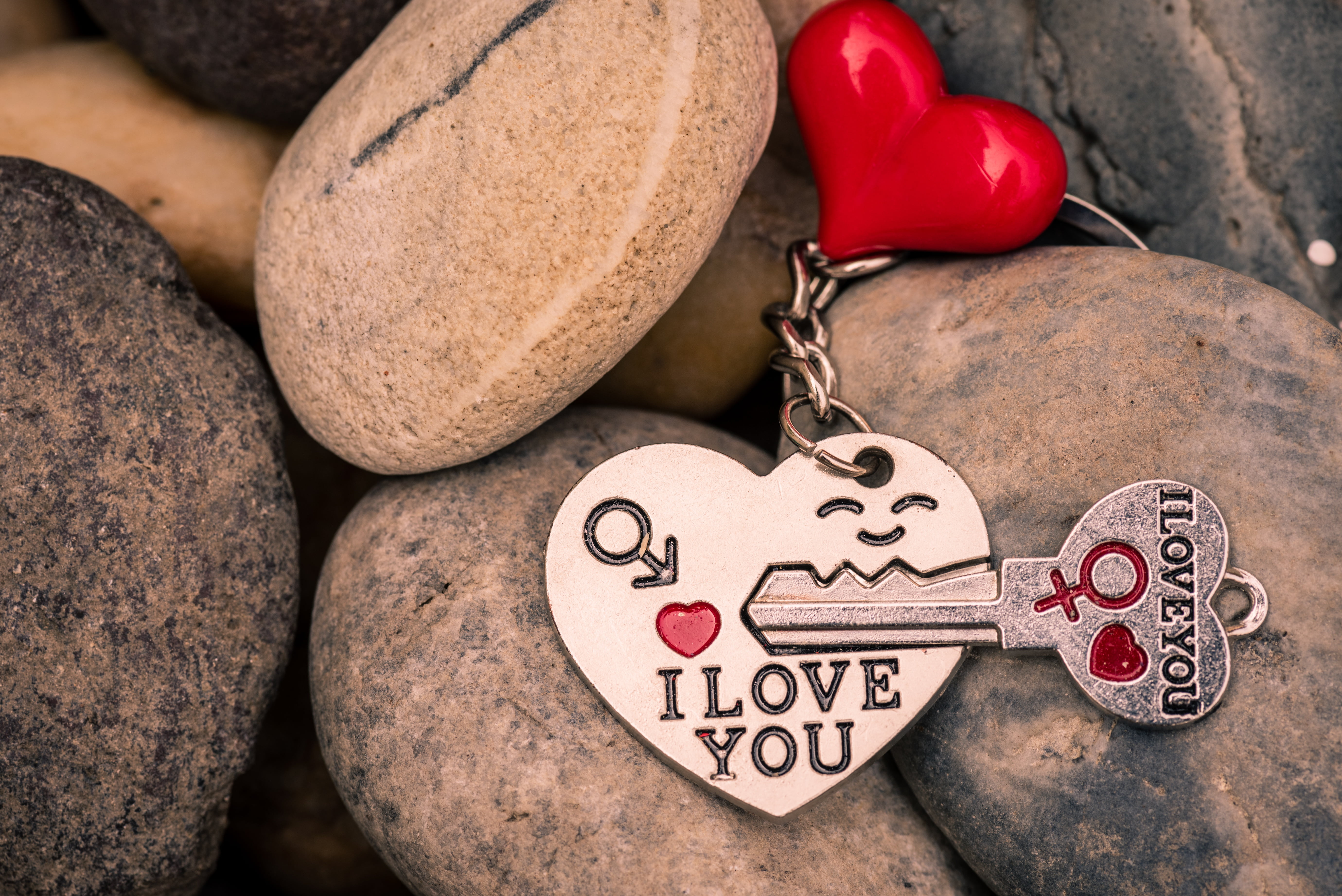 key, romantic, heart, love, 5K, red, I love You, keychain, HD Wallpaper