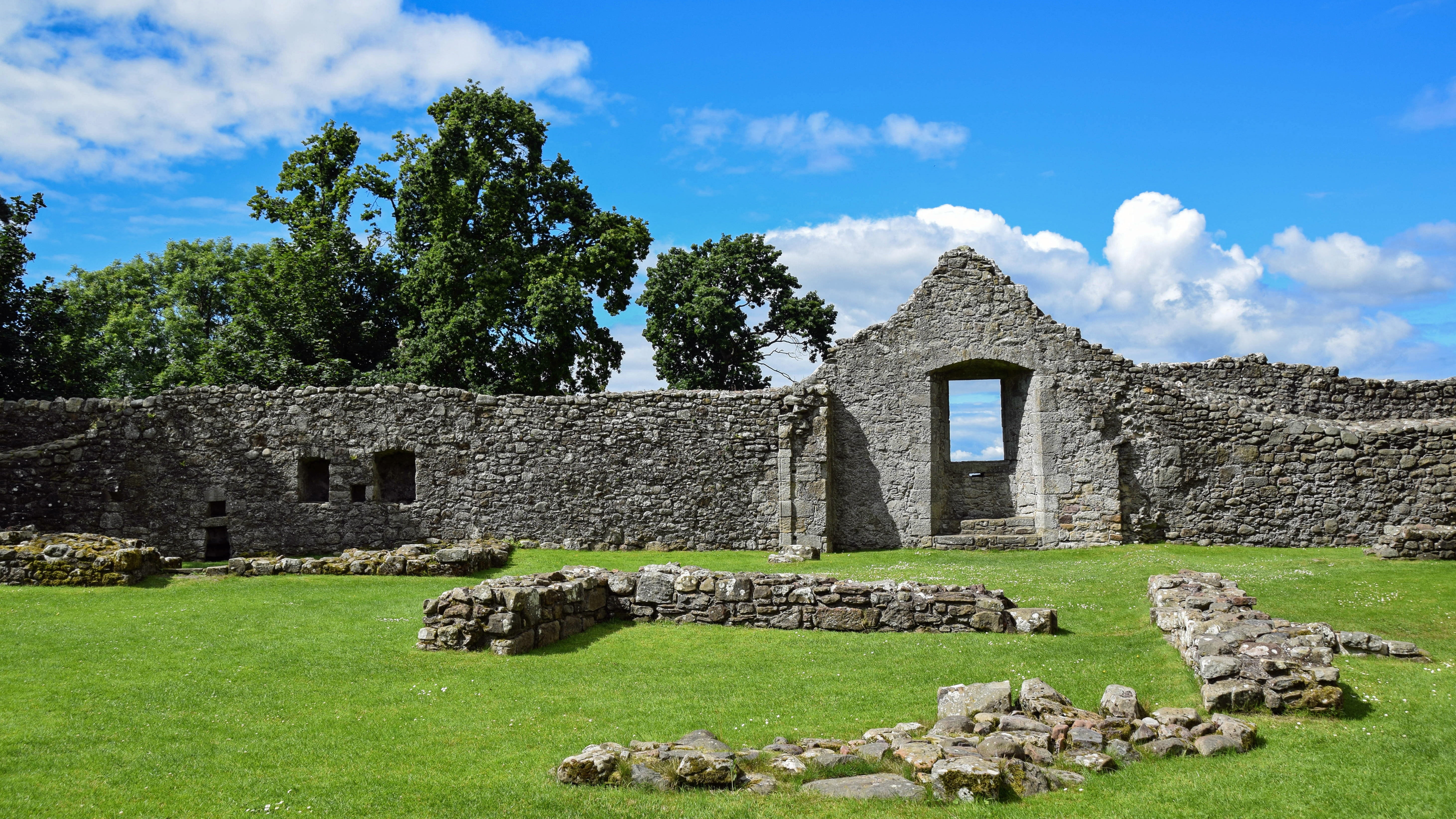 england, burgruine, tower, house, built structure, inca, cultures, outdoors, loch leven castle, decay, 5K, tree, famous Place, day, green color, architecture, HD Wallpaper