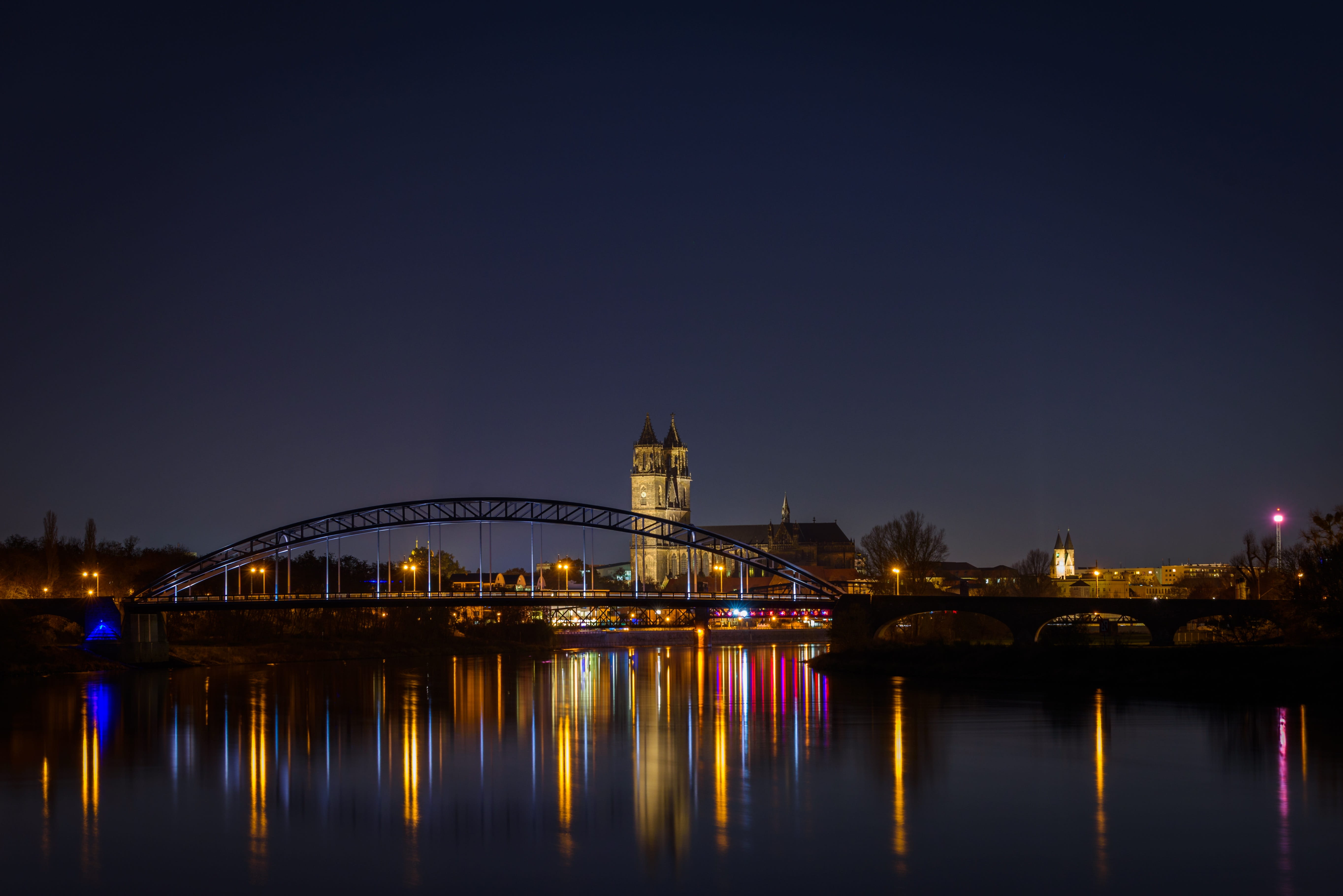 view, outdoors, no people, germany, 5K, river, waterfront, illuminated, connection, places of interest, building, architecture, bridge, gothic, steeple, HD Wallpaper