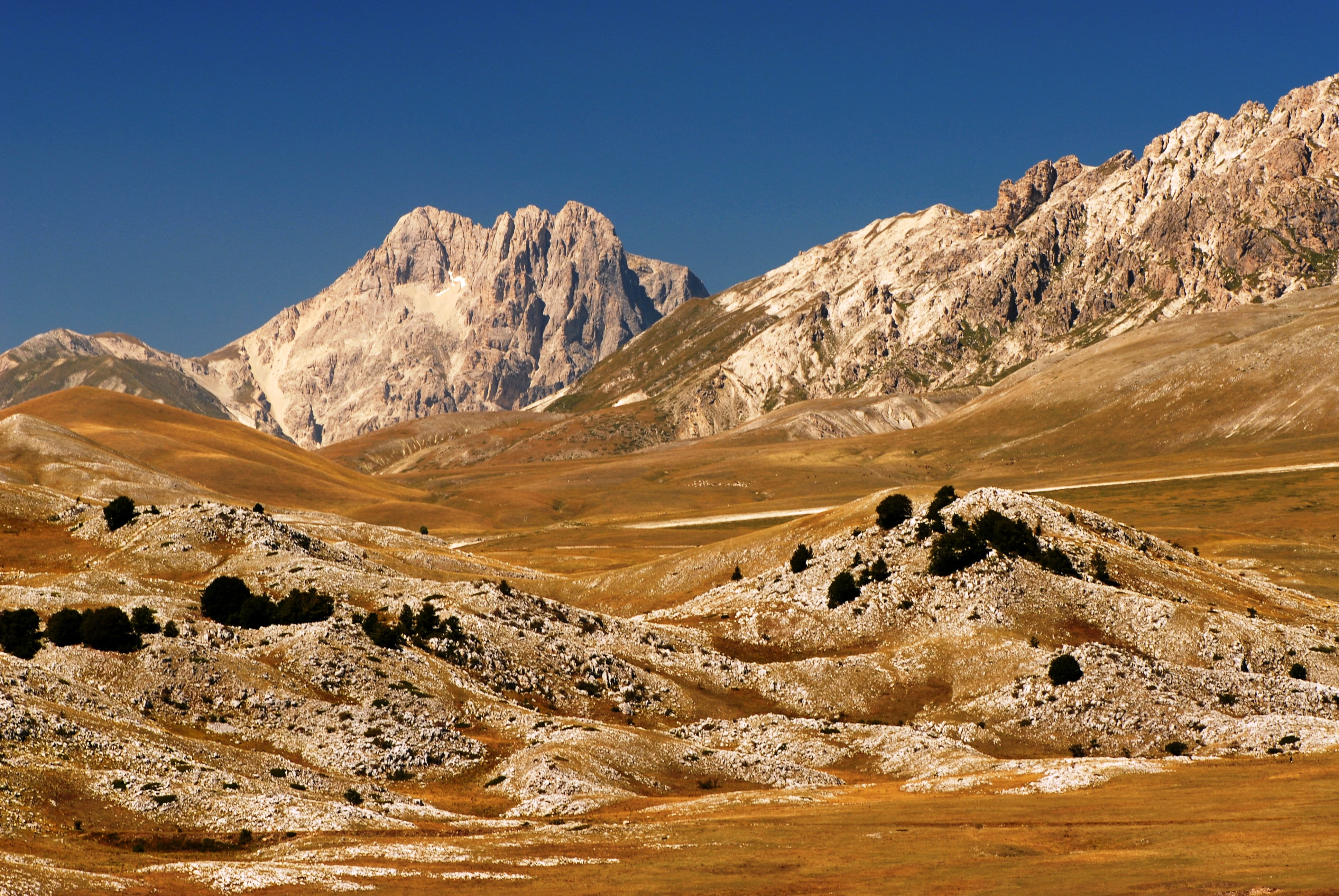 scenery, appennines, sky, national park, no people, italy, land, semi-arid, rock - object, desert, nature, gran sasso, arid climate, beauty in nature, day, HD Wallpaper