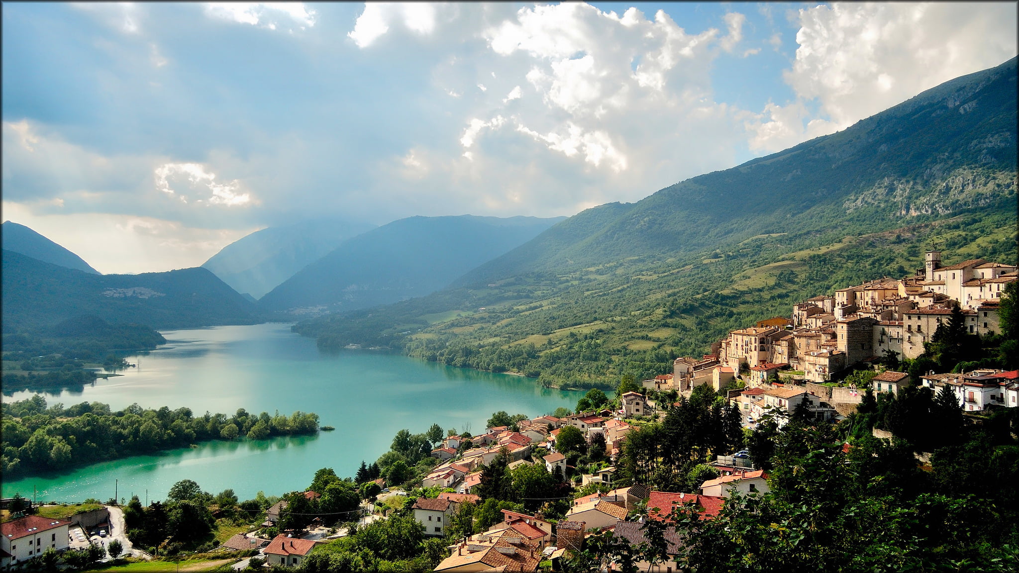 green, trees, no people, mountains, day, residential district, built structure, 1080P, cloud - sky, scenics - nature, clouds, tranquility, townscape, mountain, HD Wallpaper