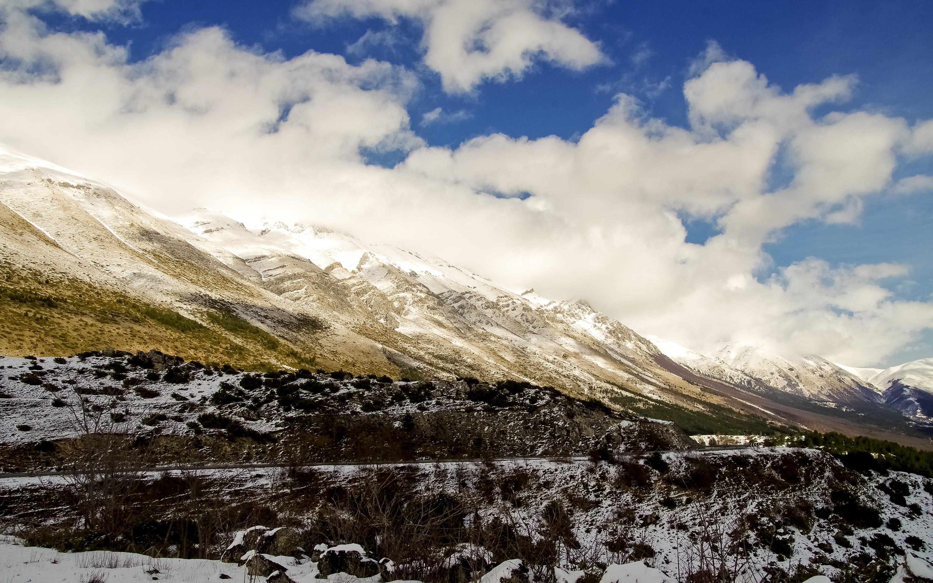 Assergi, no people, cloud - sky, Italy, non-urban scene, nature, tranquil scene, sky, winter, beauty in nature, fog, tranquility, snowcapped mountain, environment, HD Wallpaper