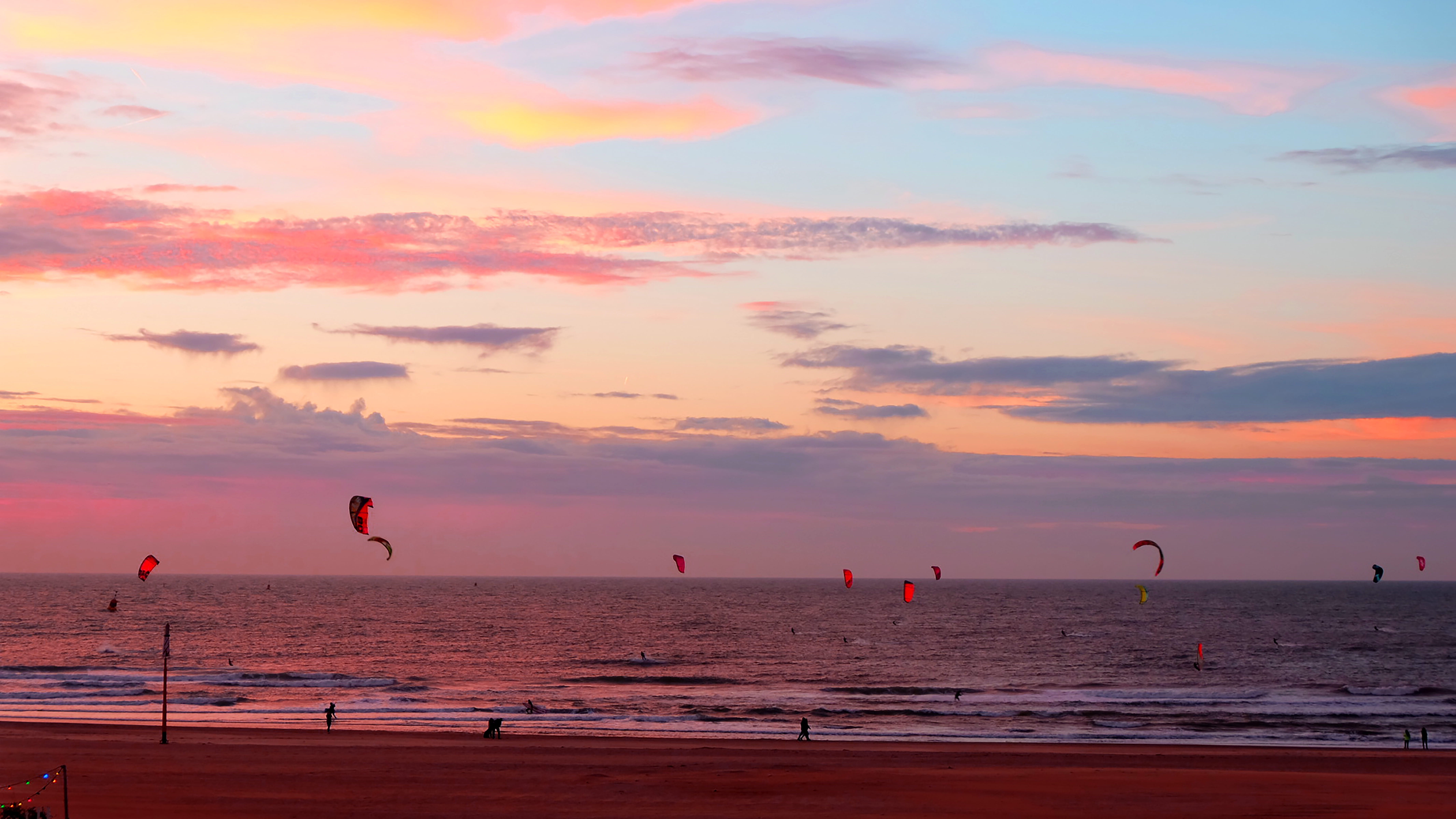 no people, idyllic, orange color, horizon over water, windsurfing, non-urban scene, outdoors, land, sky, 8K, cloud - sky, scenics - nature, horizon, tranquil scene, HD Wallpaper