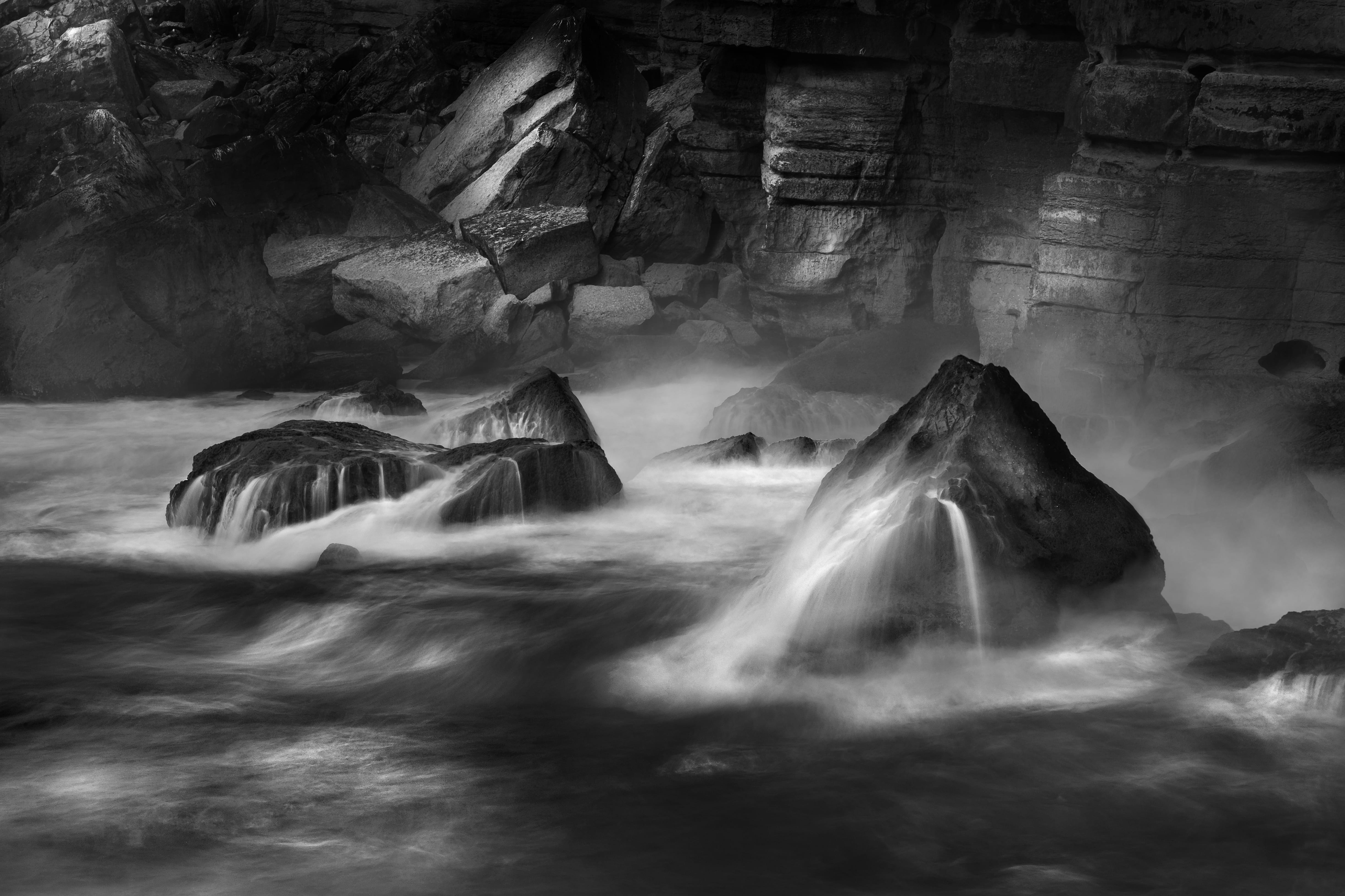 beauty in nature, sea, seascape, flowing water, cliff, long exposure, noir, day, falling water, fujifilm x, black and white, stone, 4K, rock, coastline, HD Wallpaper