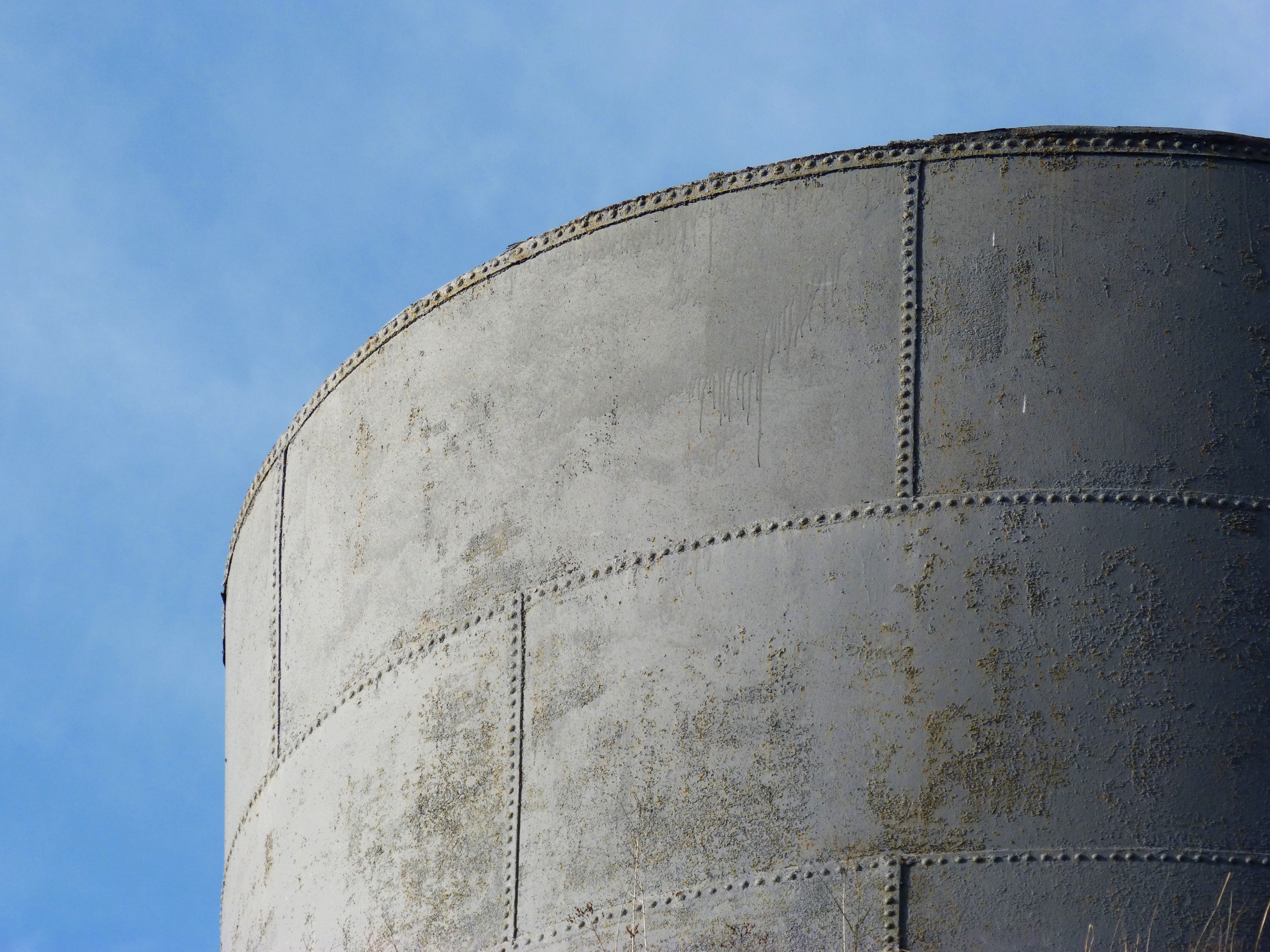 outdoors, sky, sunlight, storage tank, cloud - sky, aguada, nature, blue, day, no people, train, wall - building feature, concrete, built structure, fuel and power generation, HD Wallpaper