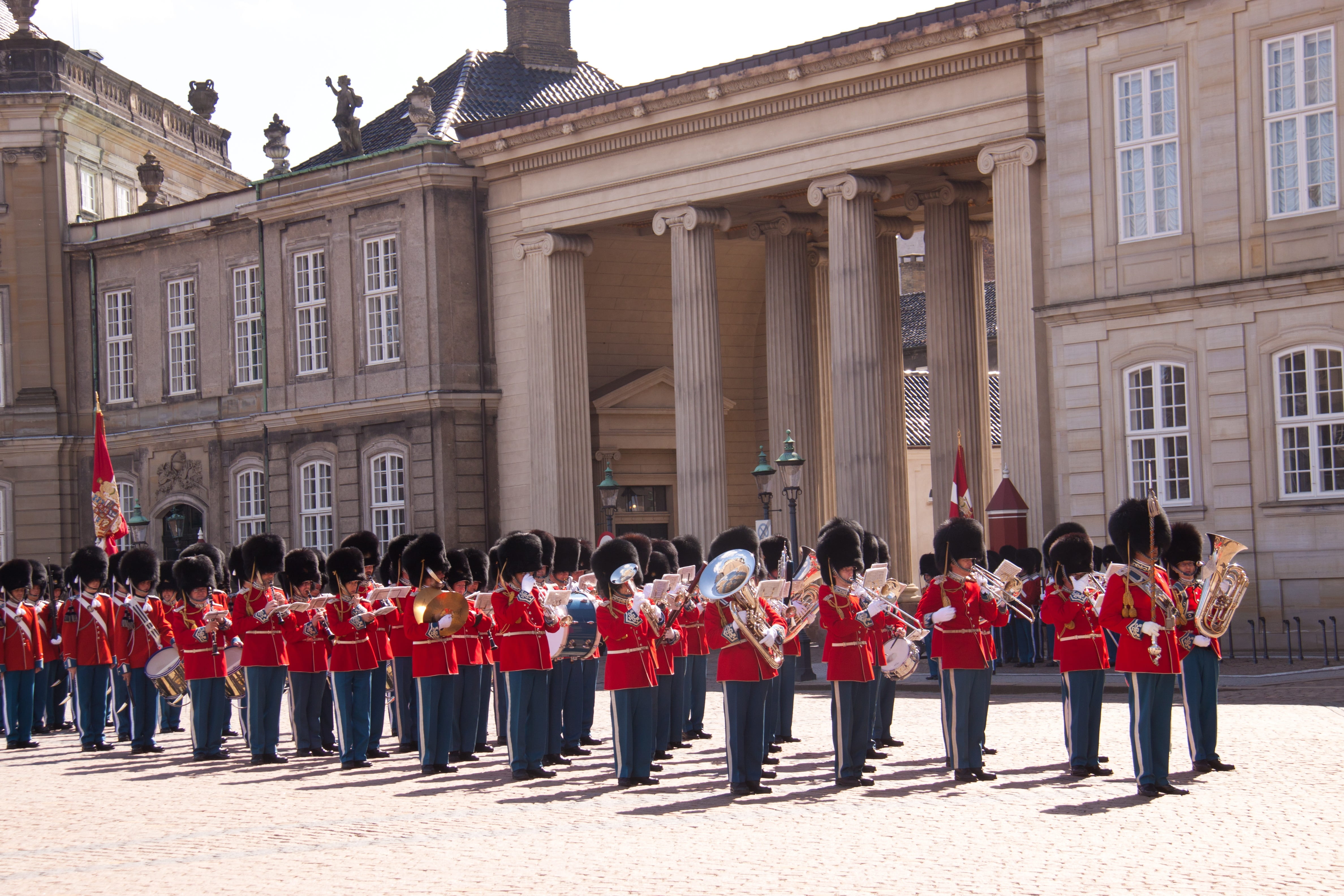 built structure, castle, day, birthday, square, guardsman, military, queen, building exterior, uniform, government, royal, marching, scandinavian, clothing, HD Wallpaper