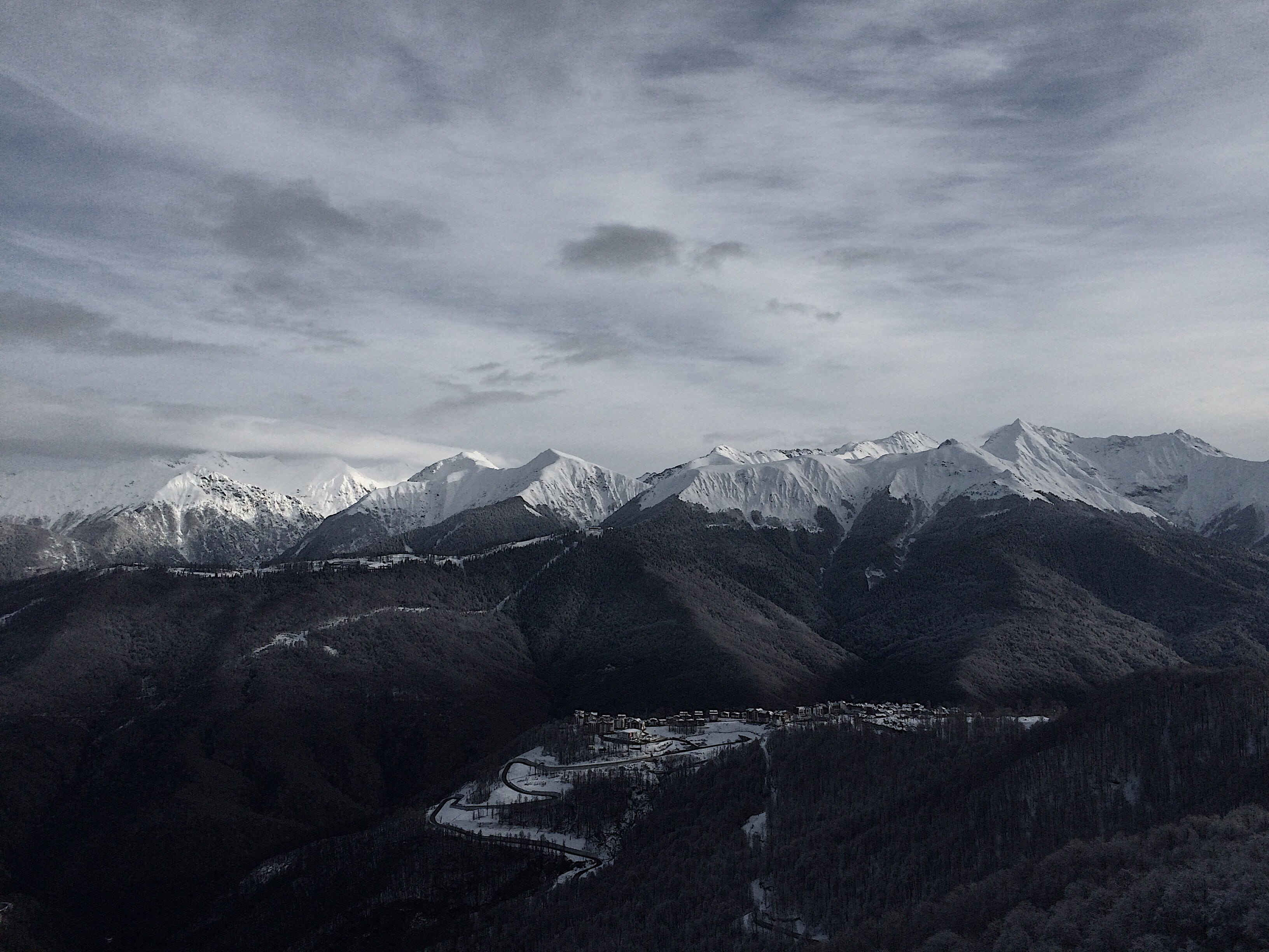 nature, winter, screensaver, beauty in nature, tranquility, mountain town, sochi, landscape, mobile, non-urban scene, wood, outdoors, cold temperature, HD Wallpaper