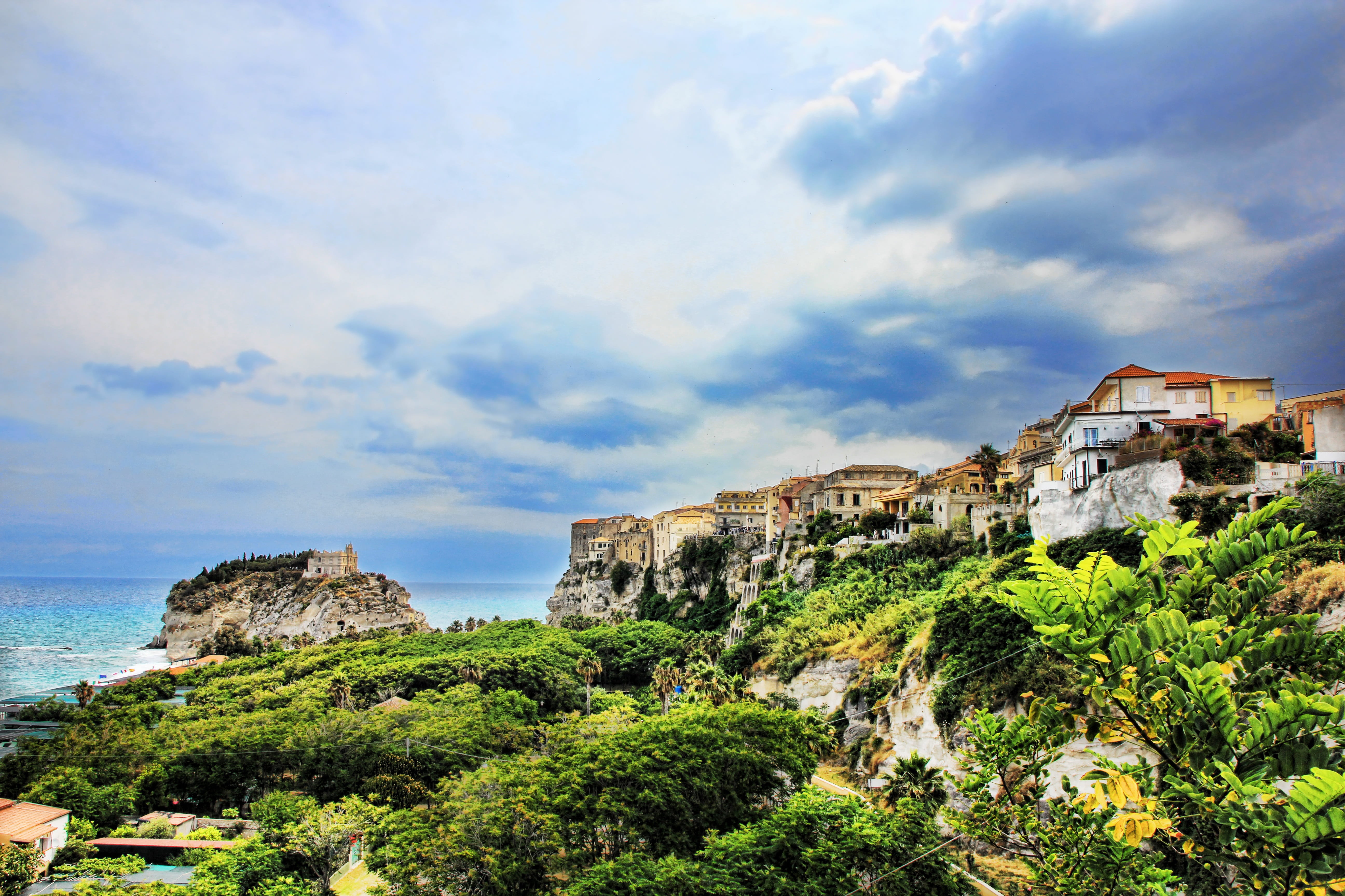 castle, chapel, no people, travel destinations, 5K, architecture, plant, solid, scenics - nature, tourism, Italy, cloud - sky, land, beauty in nature, HD Wallpaper