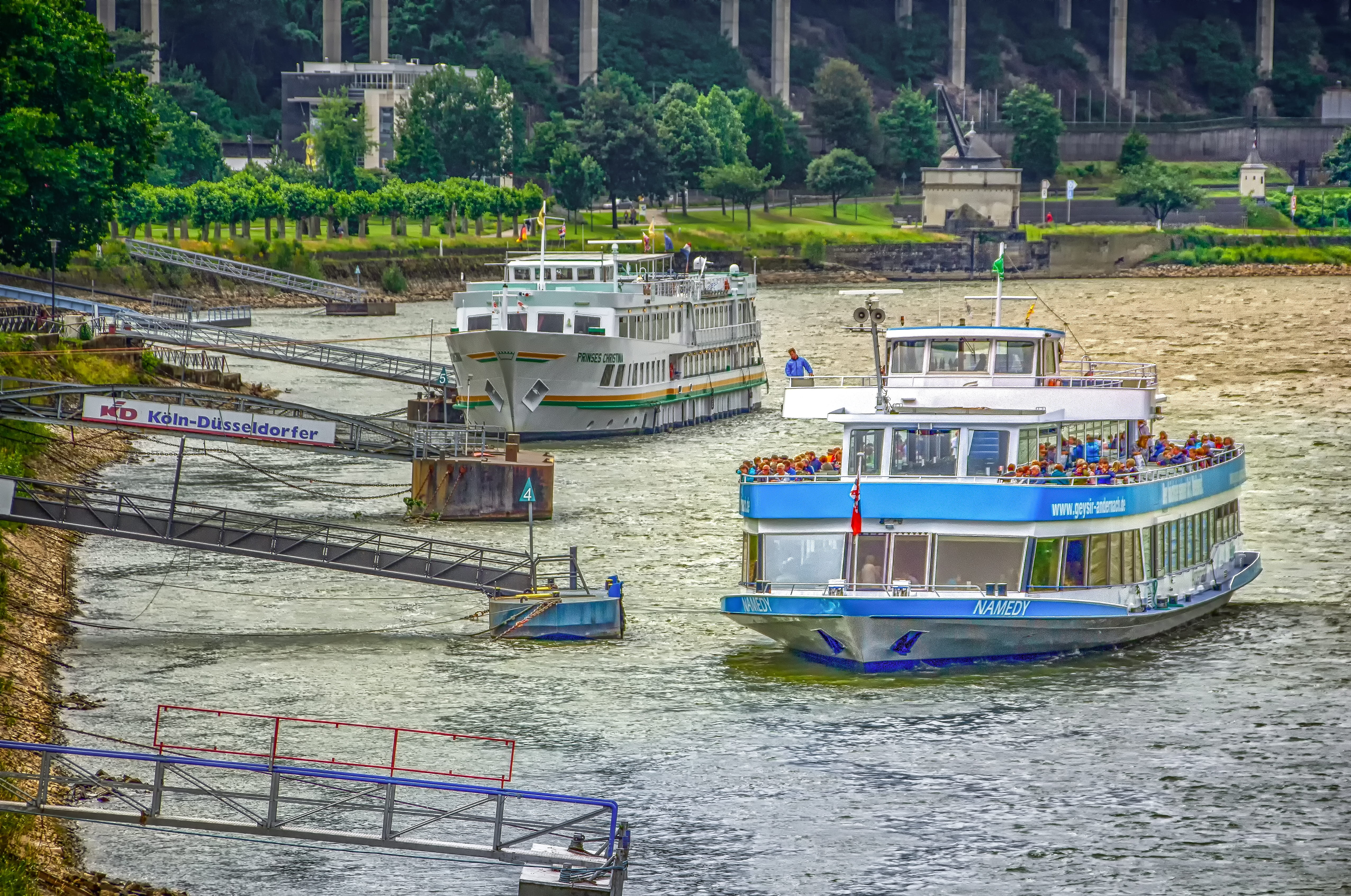 alter kranen, wave, technology, high angle view, arrival, andernach, outdoors, waterway, rhineland palatinate, waterfront, passenger transport, no people, HD Wallpaper