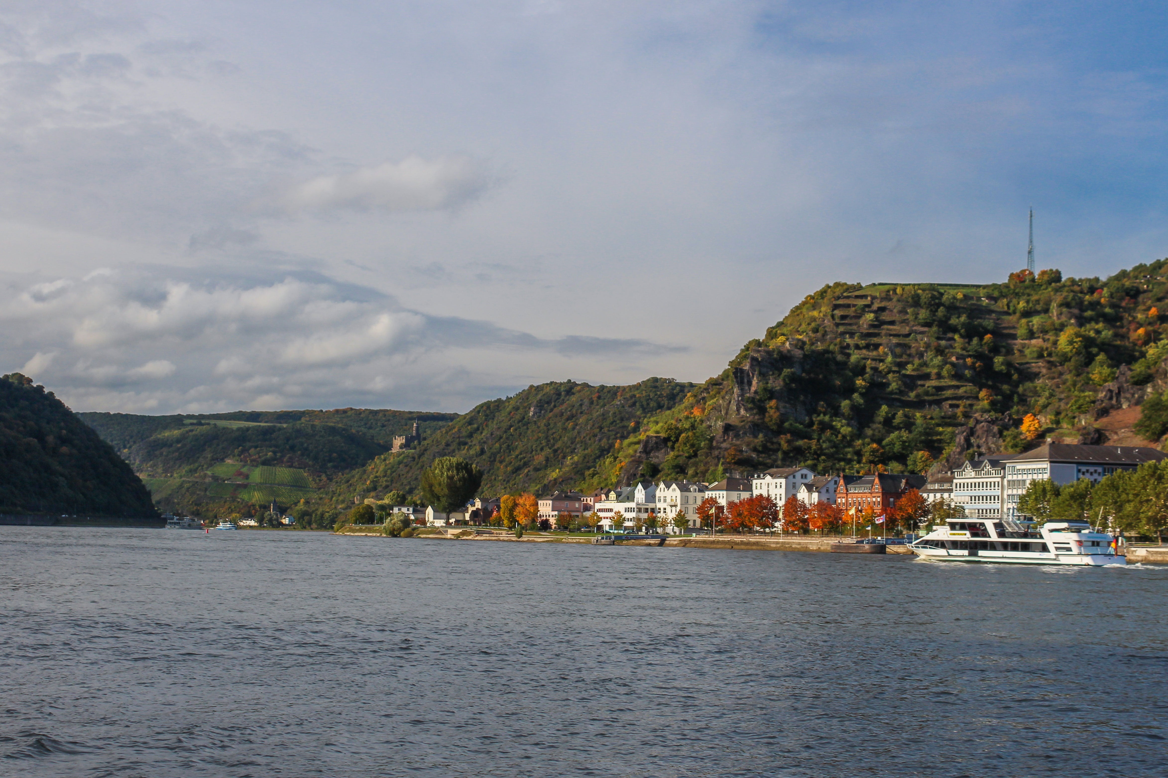 water, beauty in nature, sky, nature, rhine ship, land, weltkulturebe, shipping, germany, day, river, waterfront, outdoors, building, architecture, romance, HD Wallpaper