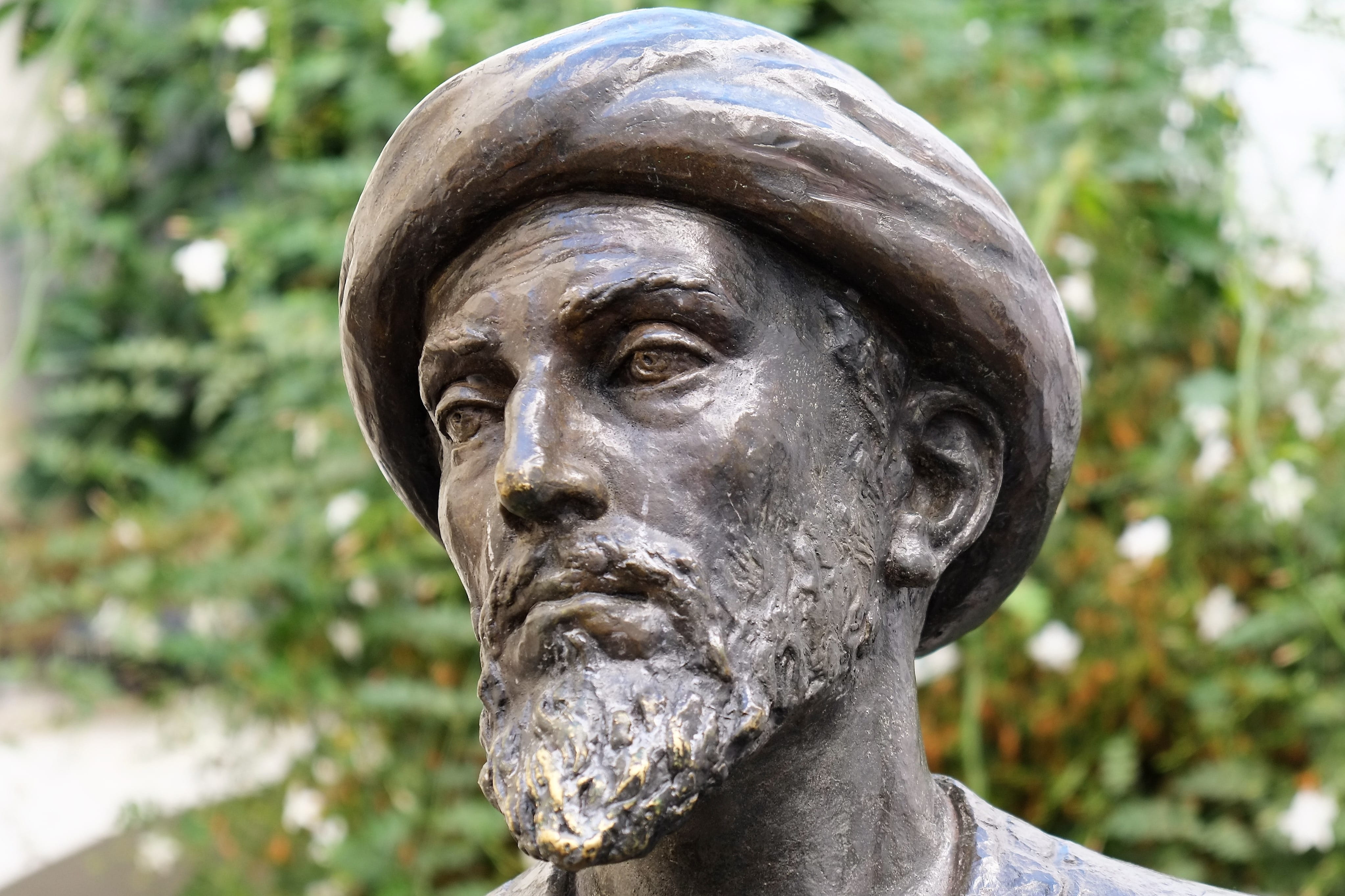 cordoba, focus on foreground, maimonides, 4K, nature, day, portrait, statue, body part, human representation, andalusia, outdoors, creativity, no people, HD Wallpaper