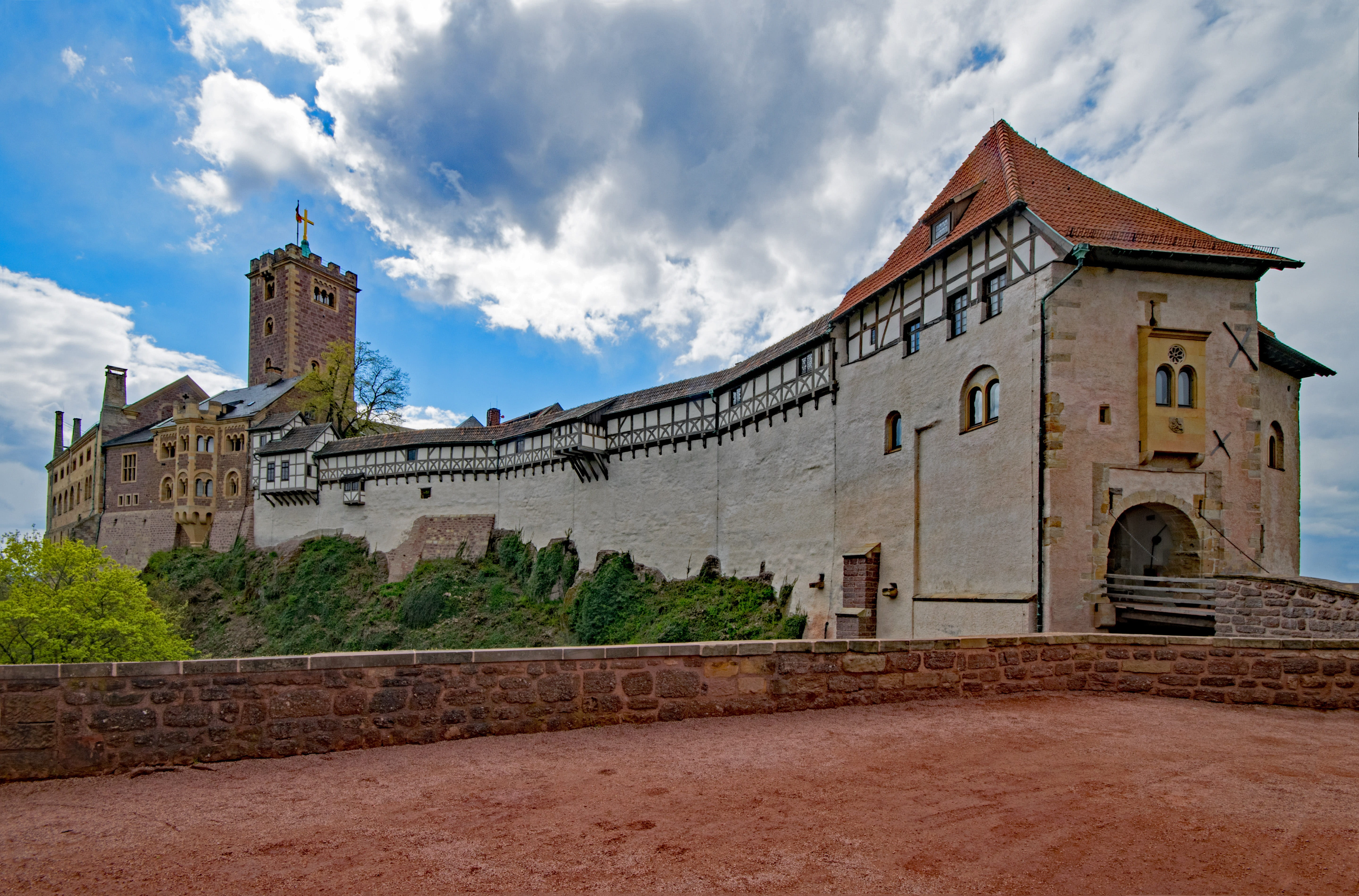 world heritage site, famous Place, junker jörg, wartburg, luther, cloud - sky, old, tourism, wall, house, martin, place of worship, castle, fort, germany, HD Wallpaper