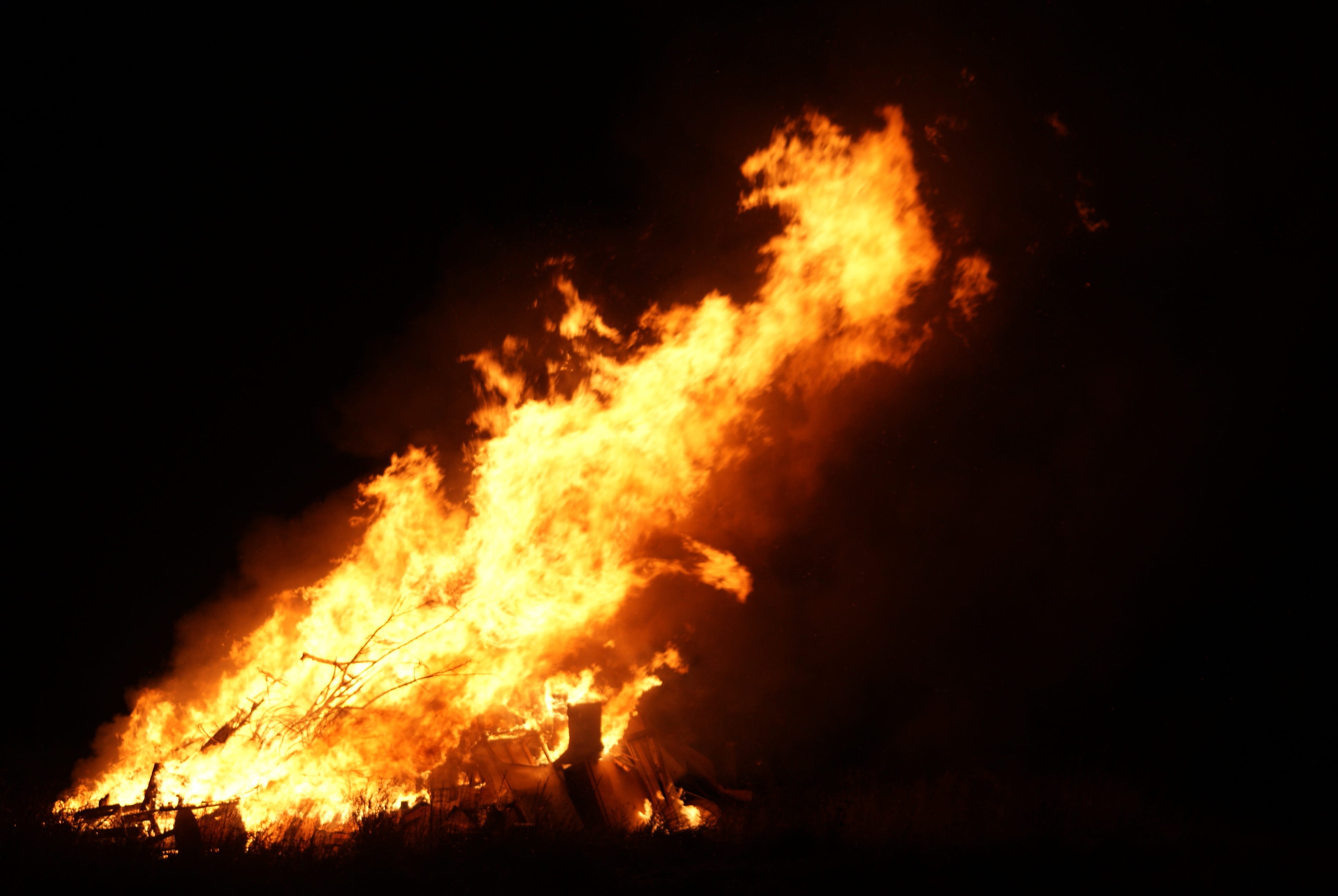 flame, damaged, guy fawkes, no people, scotland, outdoors, demolished, aberdeenshire, smoke - physical structure, st combs, fire - natural phenomenon, yellow, HD Wallpaper