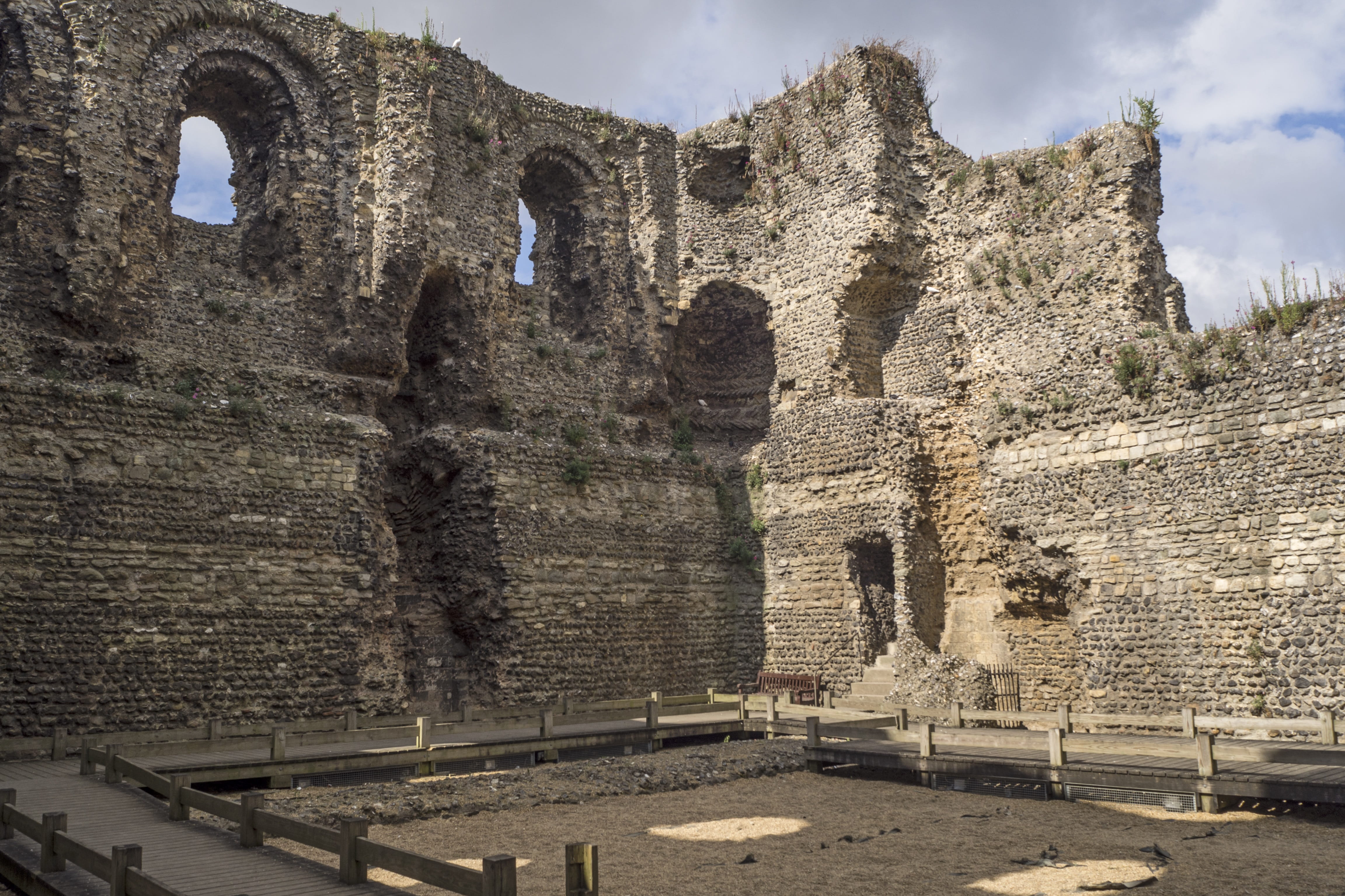 stone wall, travel destinations, no people, sky, architecture, castle, wall - building feature, run-down, built structure, ancient civilization, ruined, HD Wallpaper