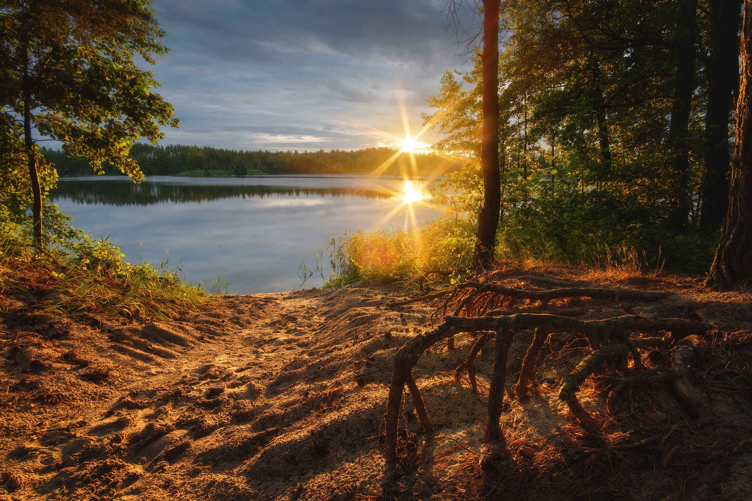 Rev Alex, forest, landscape, reflection, rays, trees, shore, quarry, nature, the sun, sand, 1080P, pond, HD Wallpaper