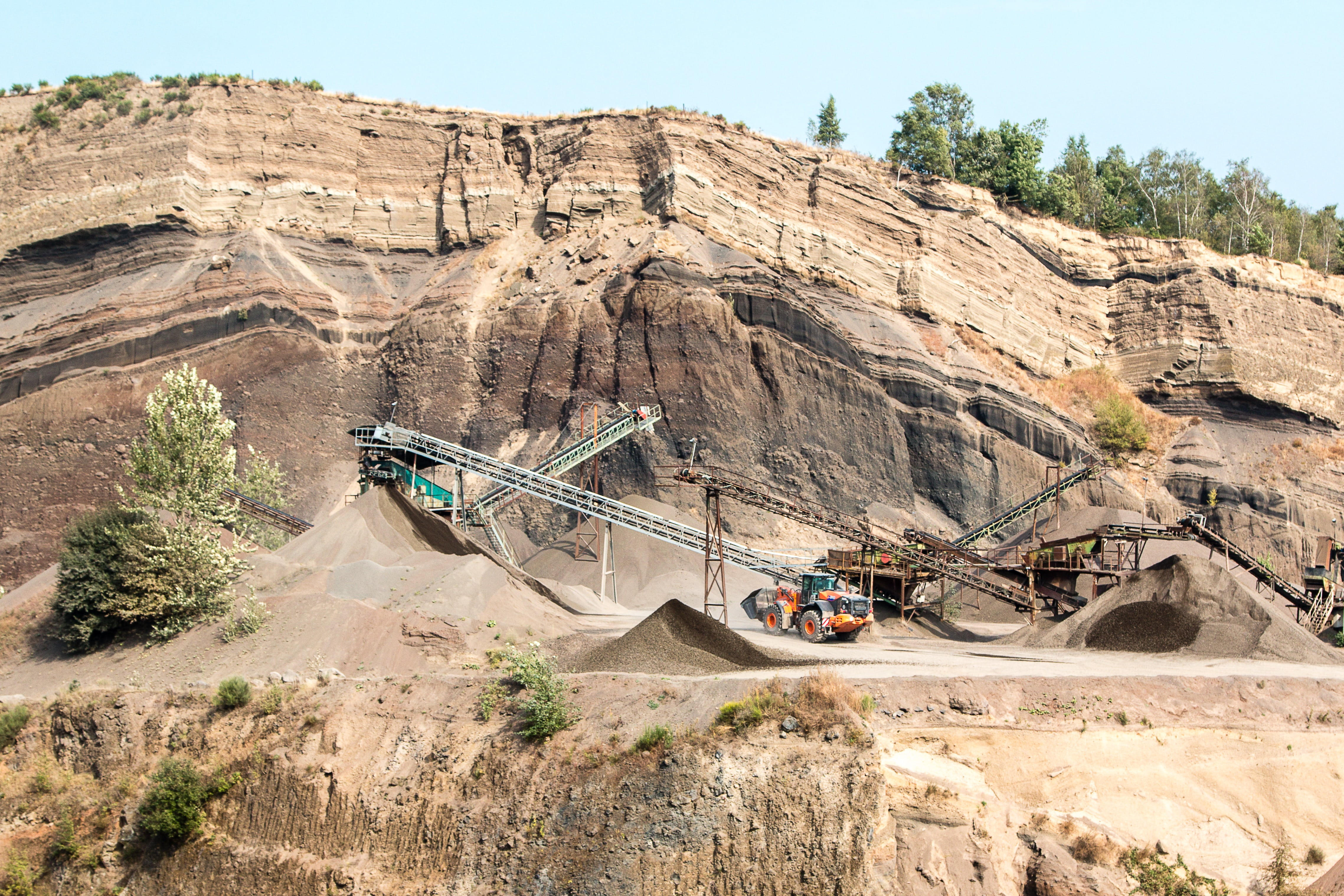 maar, quarrying, pellenz, land, laacher lake, eppelsberg, solid, physical geography, volcano, plant, rock, formation, magma, pit, nature, non-urban scene, HD Wallpaper