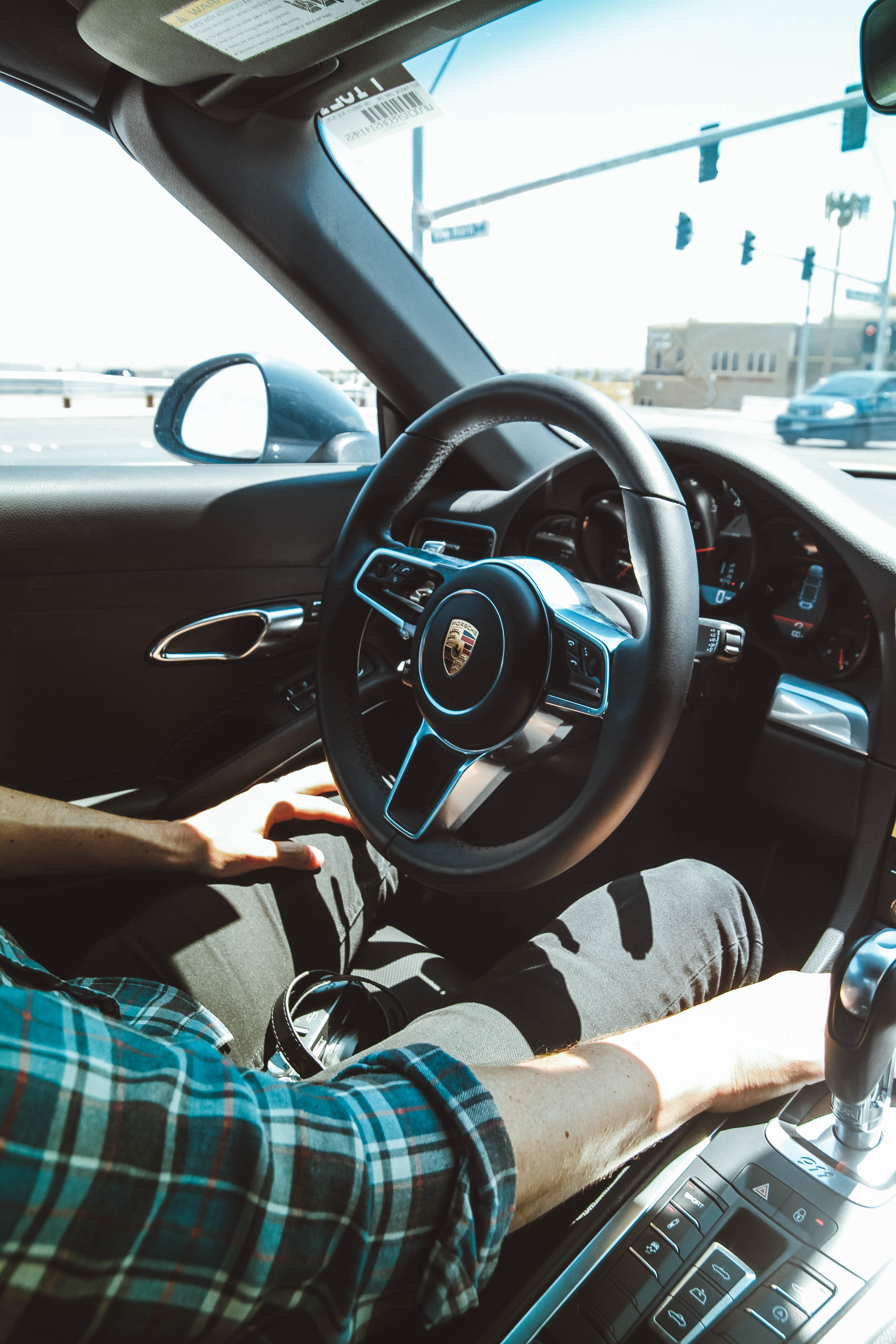 5K, fast car, one person, care, convertible, vehicle interior, car interior, summer, motor vehicle, boy, windshield, day, human hand, united states, sun, Phone HD Wallpaper