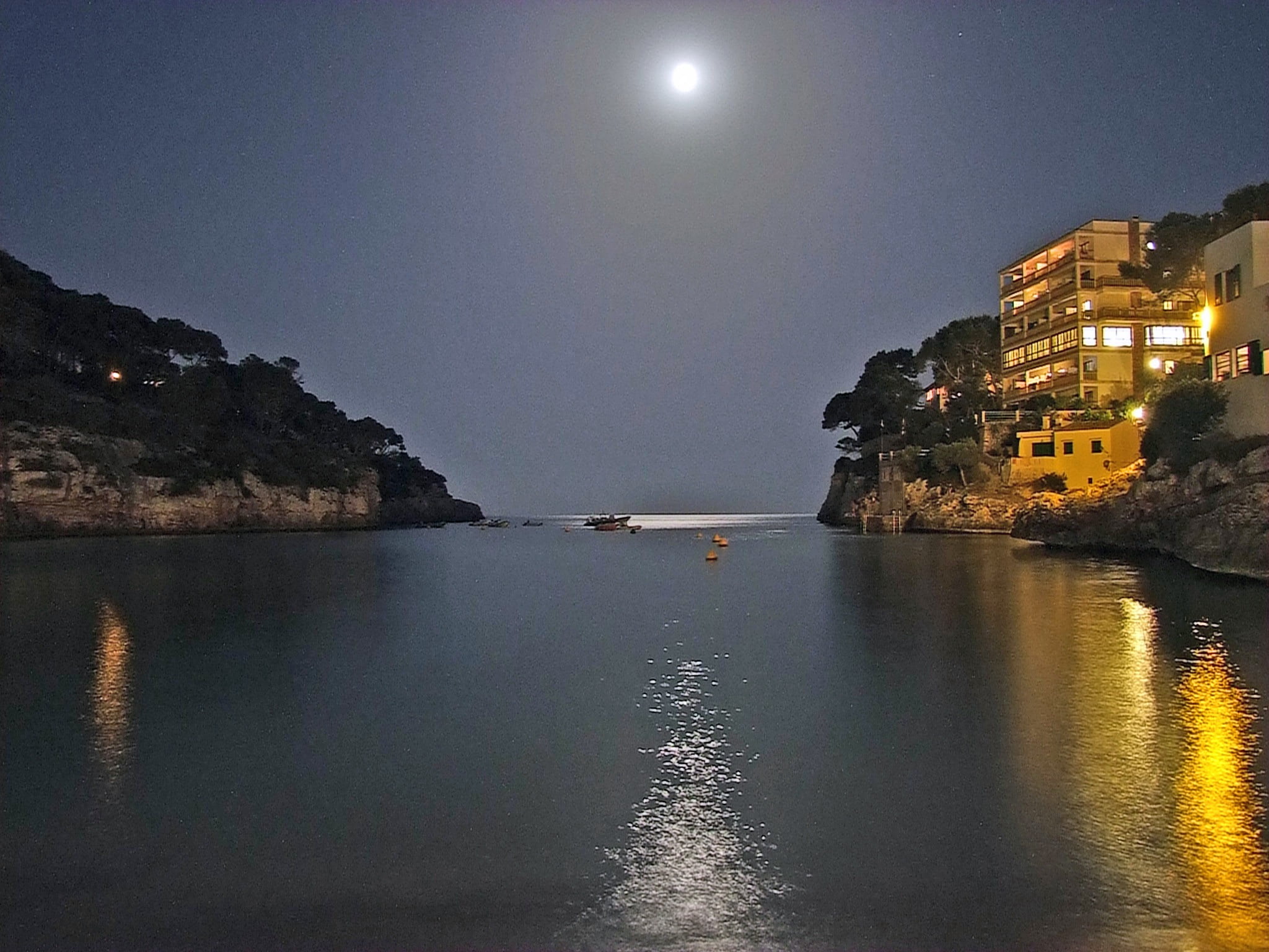 illuminated, beauty in nature, night, building exterior, scenics - nature, waterfront, city, moonlight, full moon, cala santanyi, 1080P, tranquility, reflection, HD Wallpaper