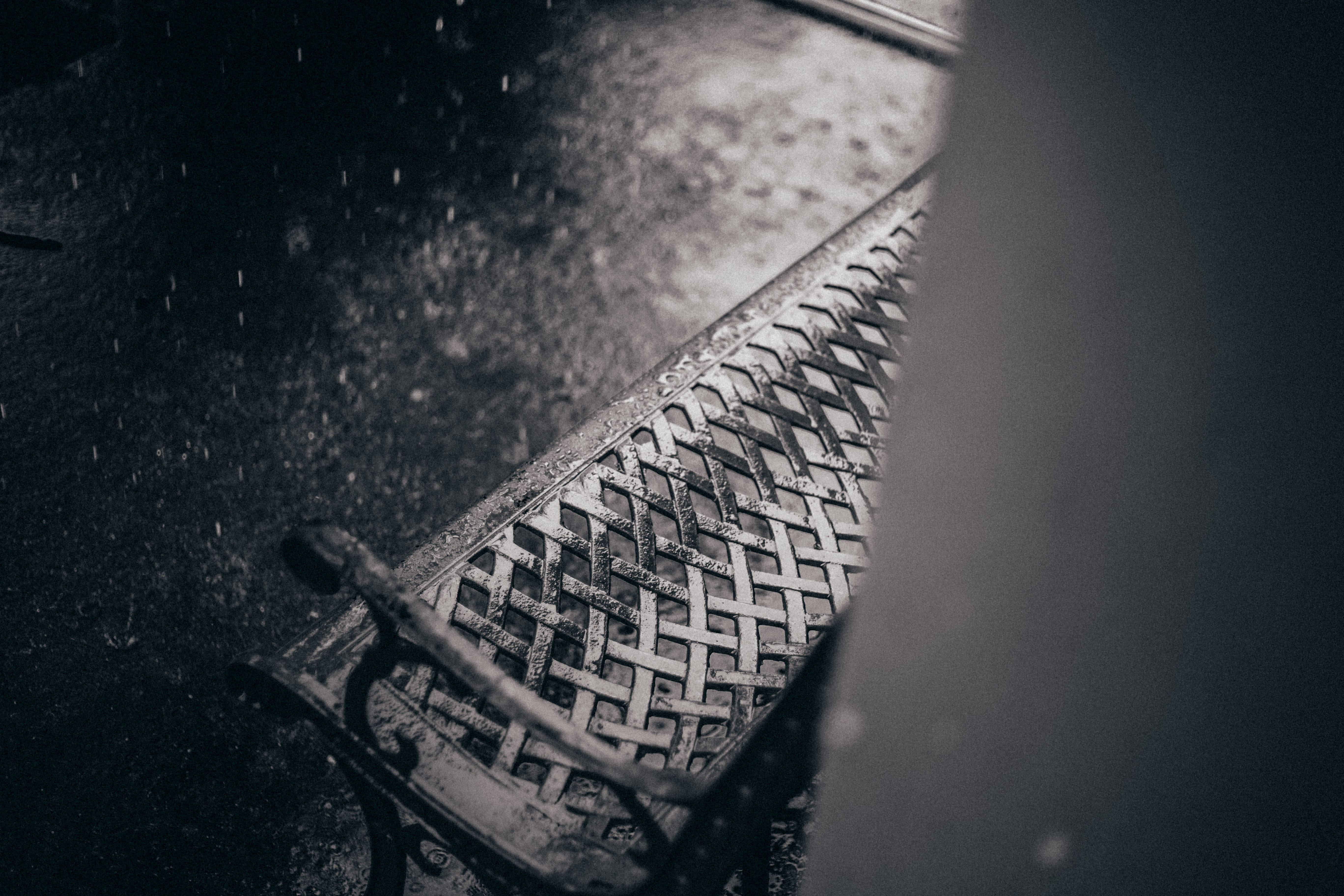 focus on foreground, city, still life, no people, indoors, rake, accessory, day, furniture, wire, chair, bead, pattern, banister, handrail, cradle, light, HD Wallpaper