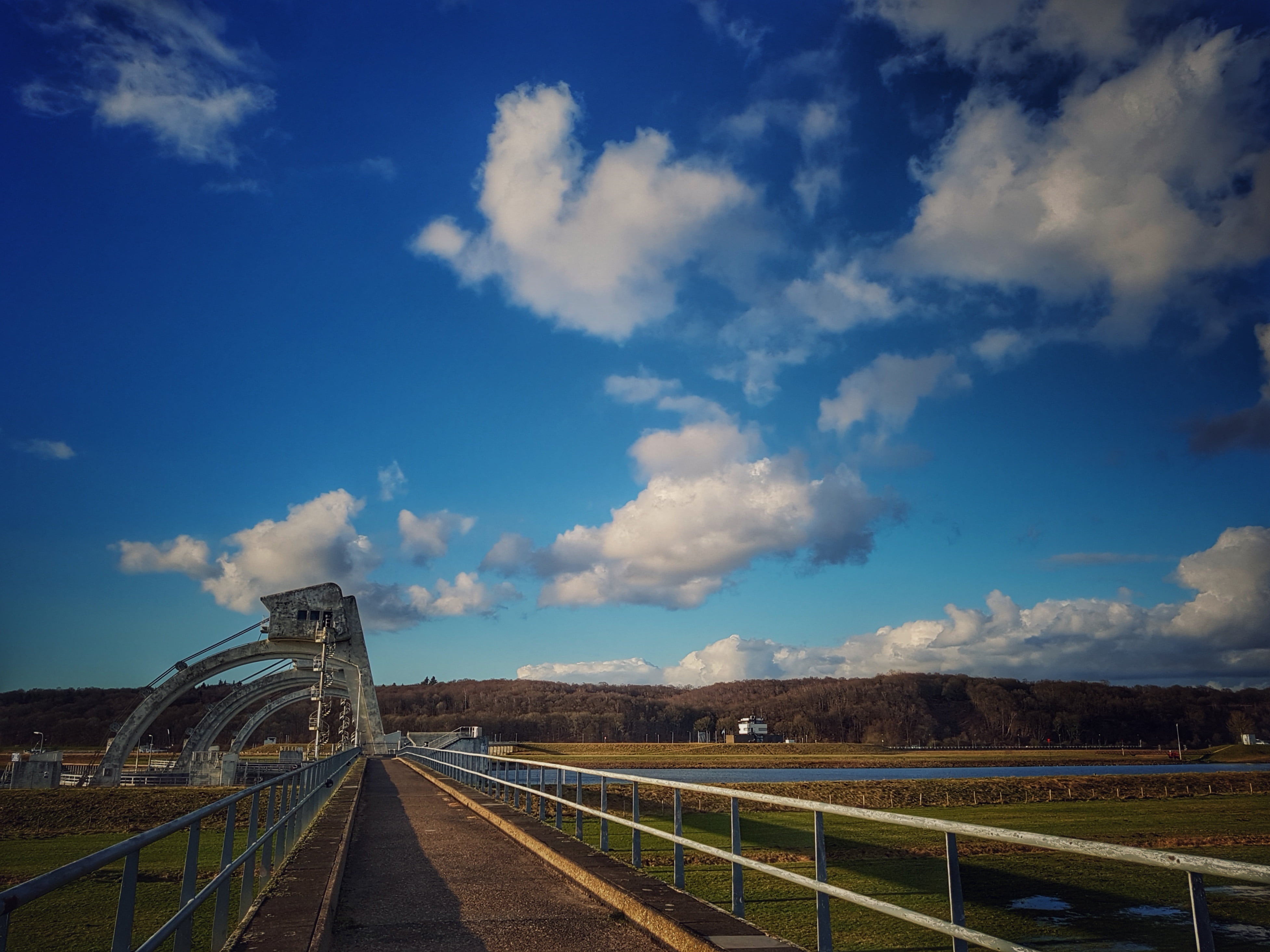built structure, the way forward, day, 4K, connection, clouds, travel, outdoors, cloud - sky, driel, bridge - man made structure, tourism, travel destinations, HD Wallpaper