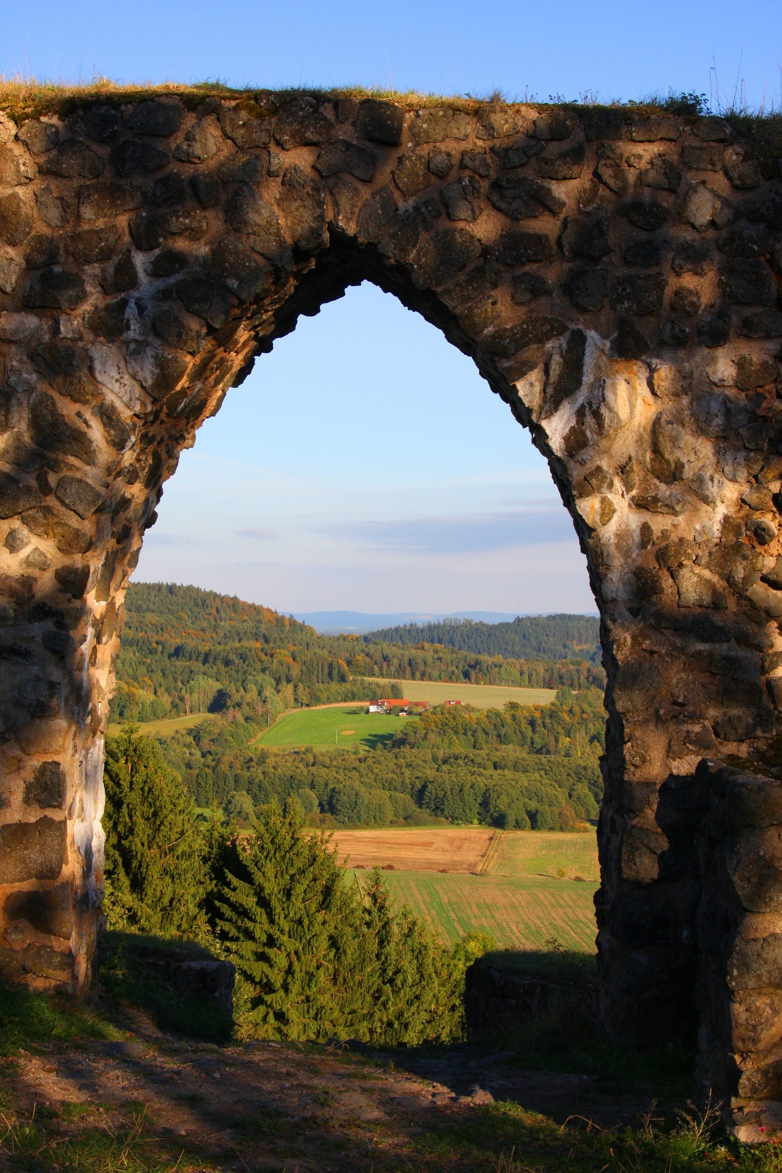 environment, castle, no people, bulwark, middle ages, archway, nature, wall, germany, fortress mountain, ruined, outdoors, view, rock, solid, ark, 4K, Phone HD Wallpaper