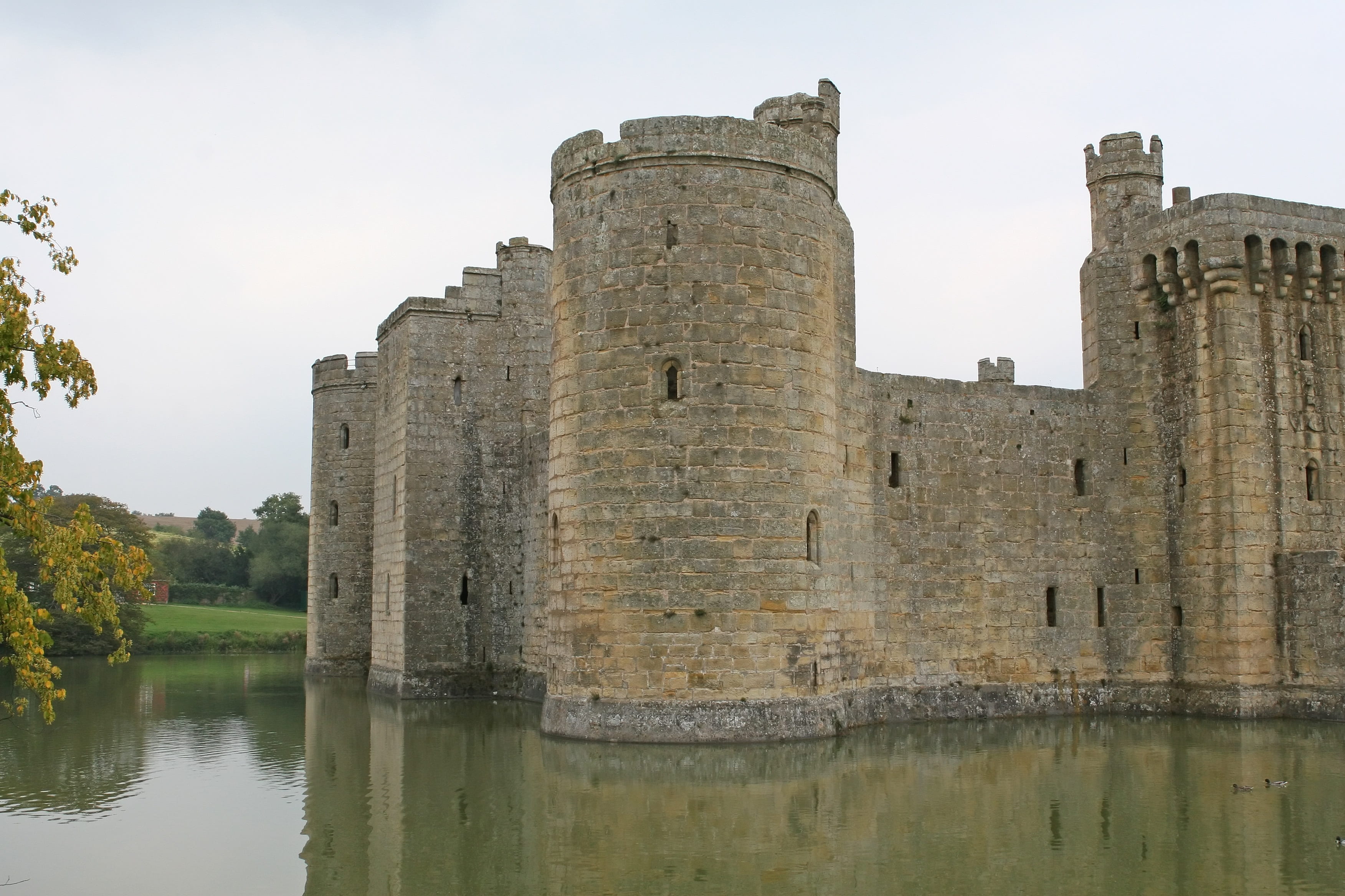 stronghold, fortified, ramparts, clouds, day, power, building exterior, blue, preservation, nature, english, stone, lake, daytime, security, conservation, HD Wallpaper