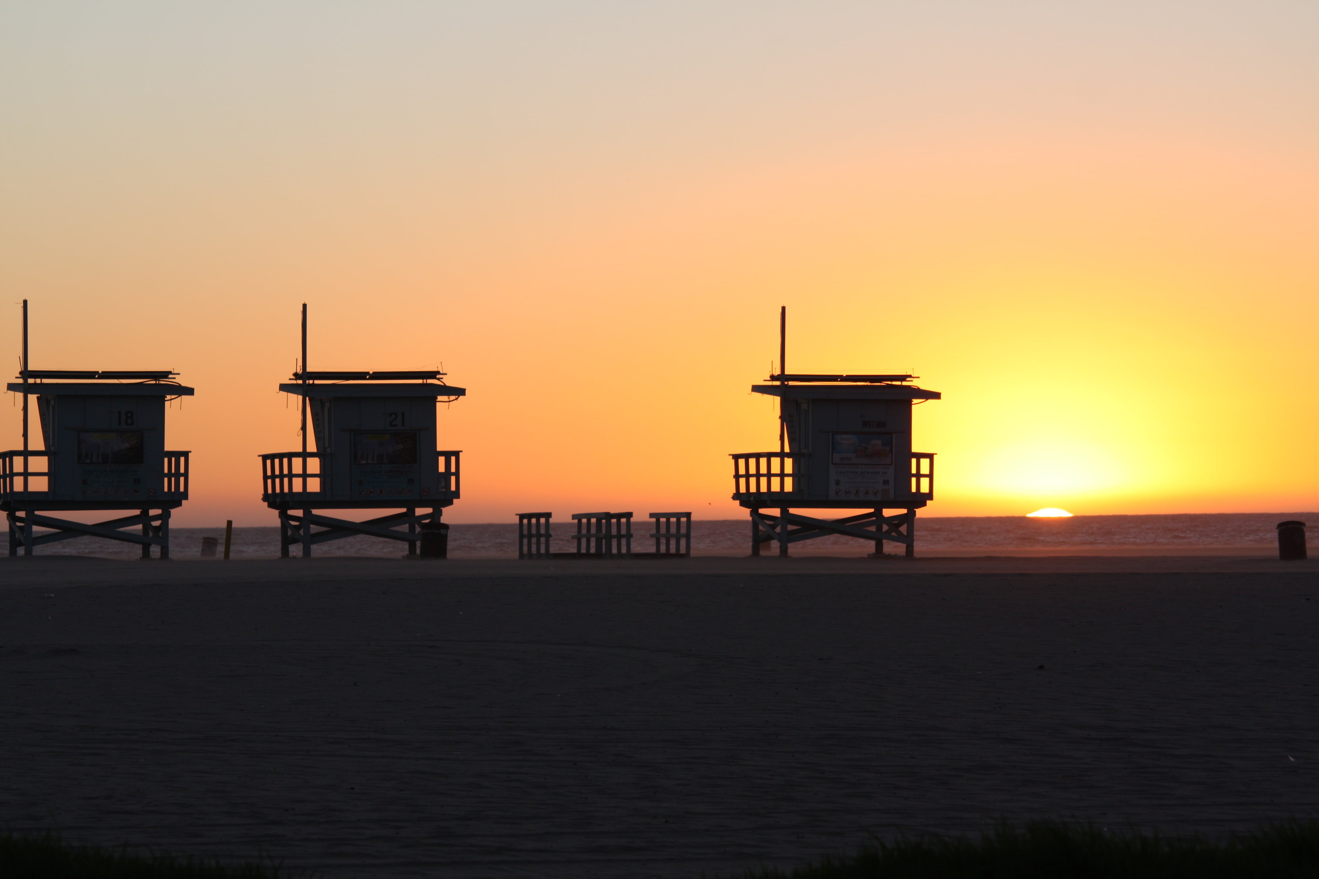 venice beach, outdoors, nature, hour, hut, water, architecture, sunset, sky, horizon over water, built structure, beauty in nature, three, silhouette, orange color, HD Wallpaper